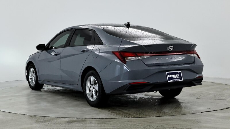 2022 Hyundai Elantra SE 2