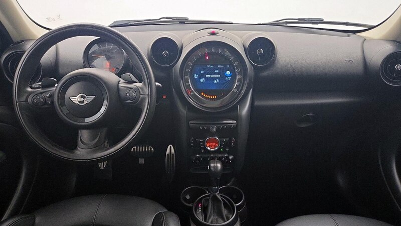 2015 MINI Cooper Countryman S 9