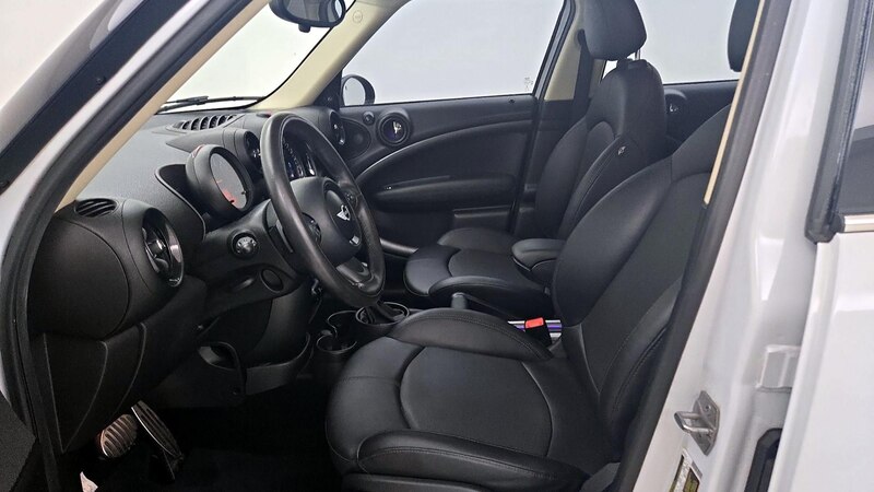 2015 MINI Cooper Countryman S 11