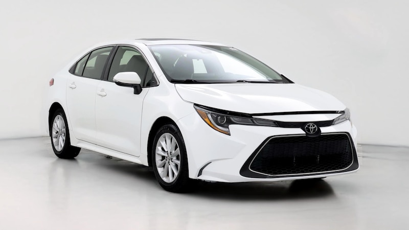 2020 Toyota Corolla XLE Hero Image