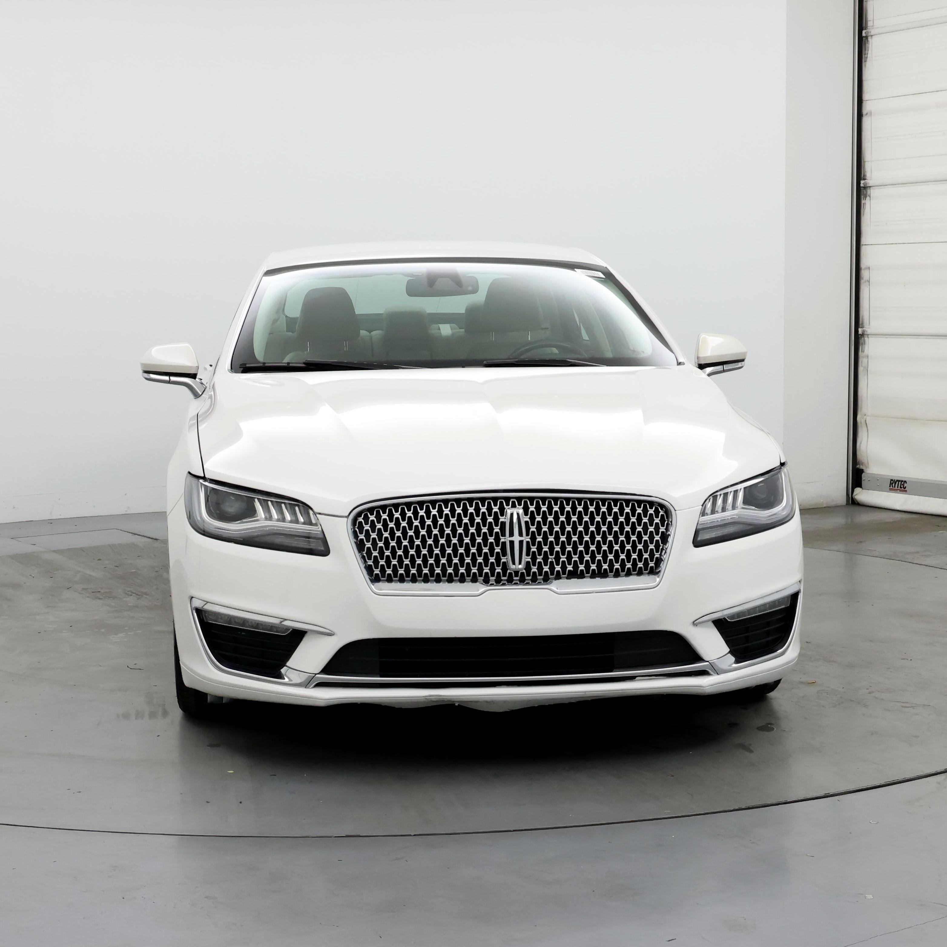Thumbnail: 2019 Lincoln MKZ - 5