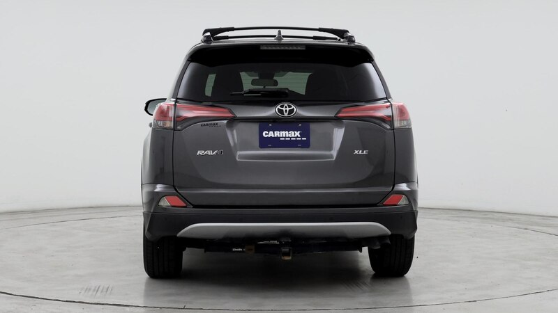 2018 Toyota RAV4 XLE 6