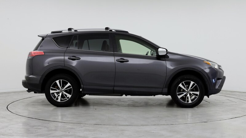 2018 Toyota RAV4 XLE 7