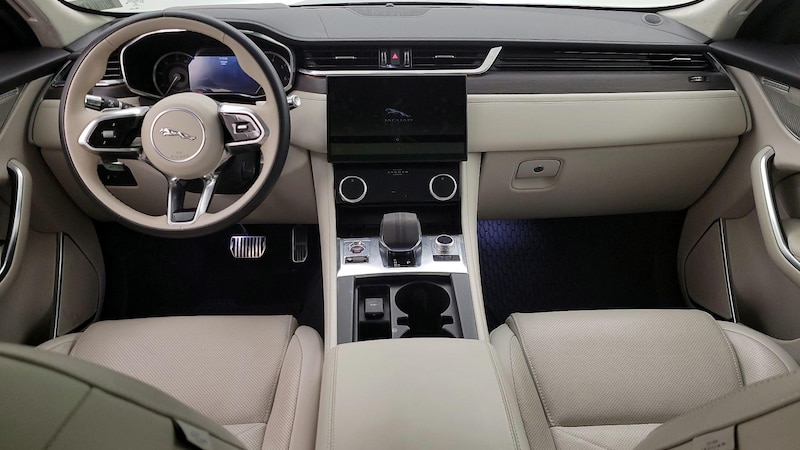 2021 Jaguar F-Pace S 9