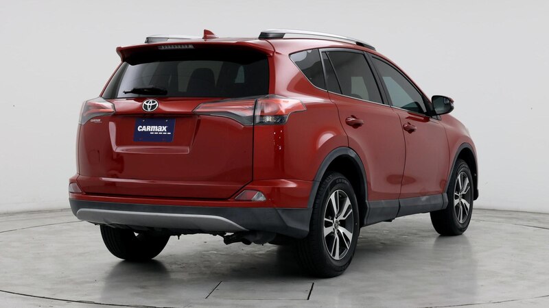 2017 Toyota RAV4 XLE 8