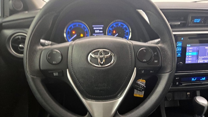 2019 Toyota Corolla LE 10