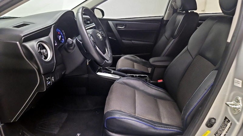 2018 Toyota Corolla SE 11