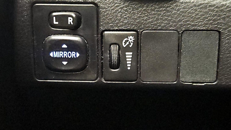 2018 Toyota Corolla SE 13