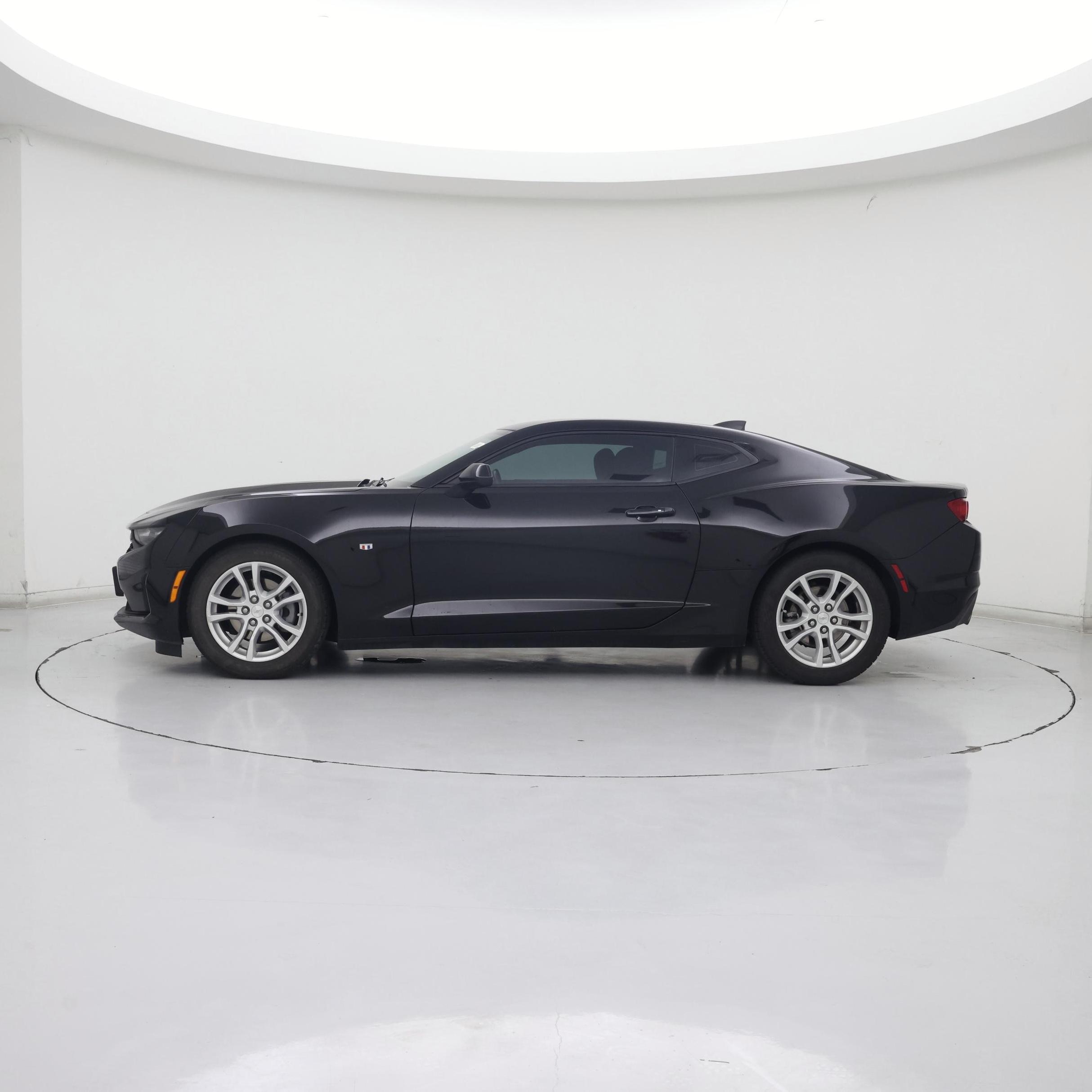 Thumbnail: 2020 Chevrolet Camaro - 3