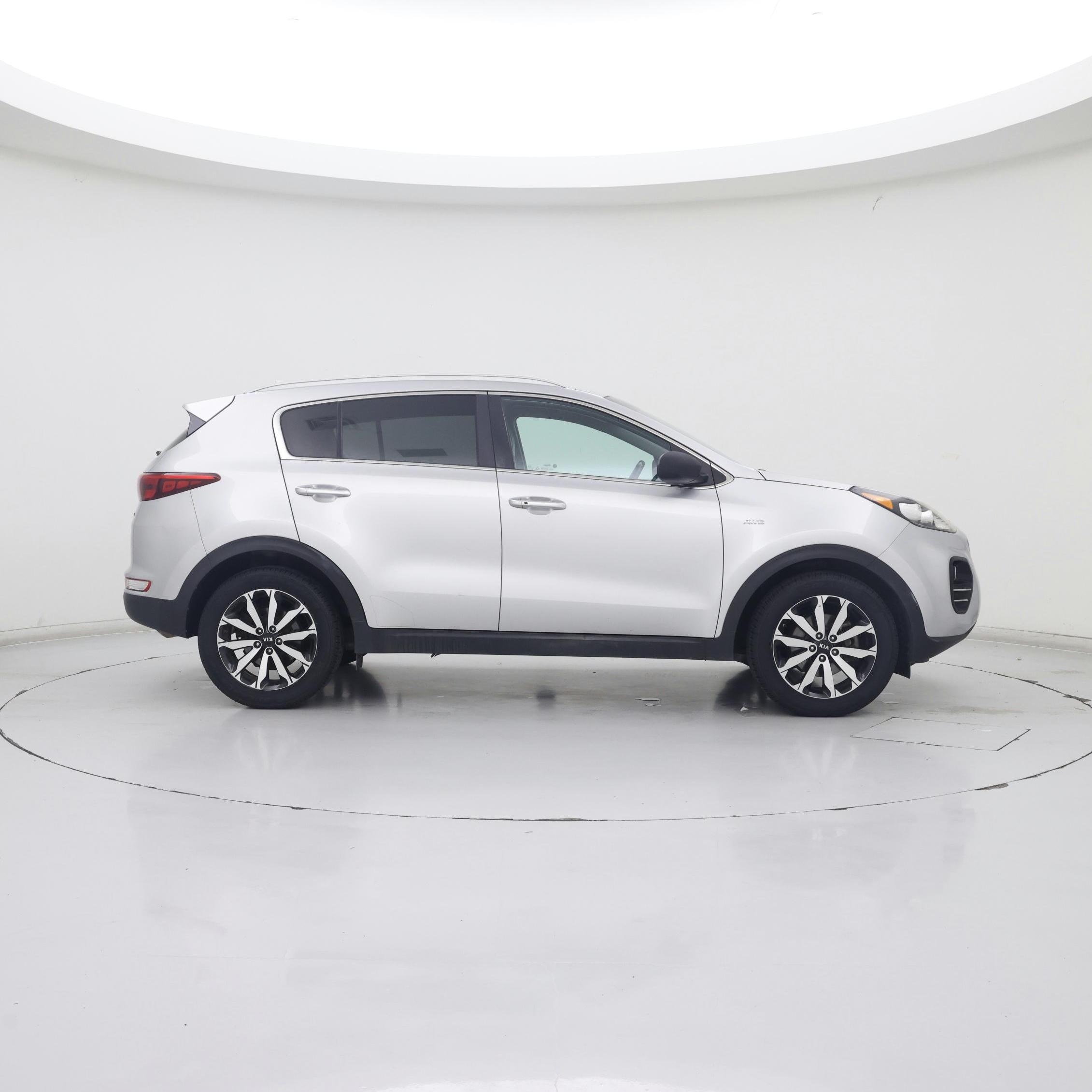 Thumbnail: 2017 Kia Sportage - 7