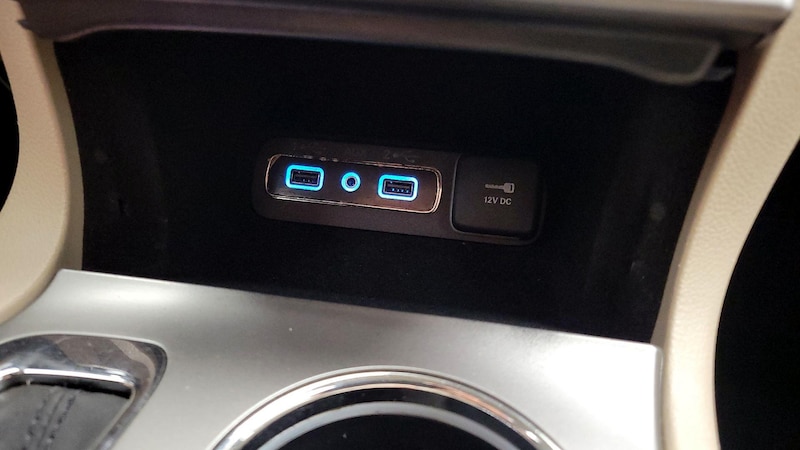 2019 Jeep Grand Cherokee Laredo 18