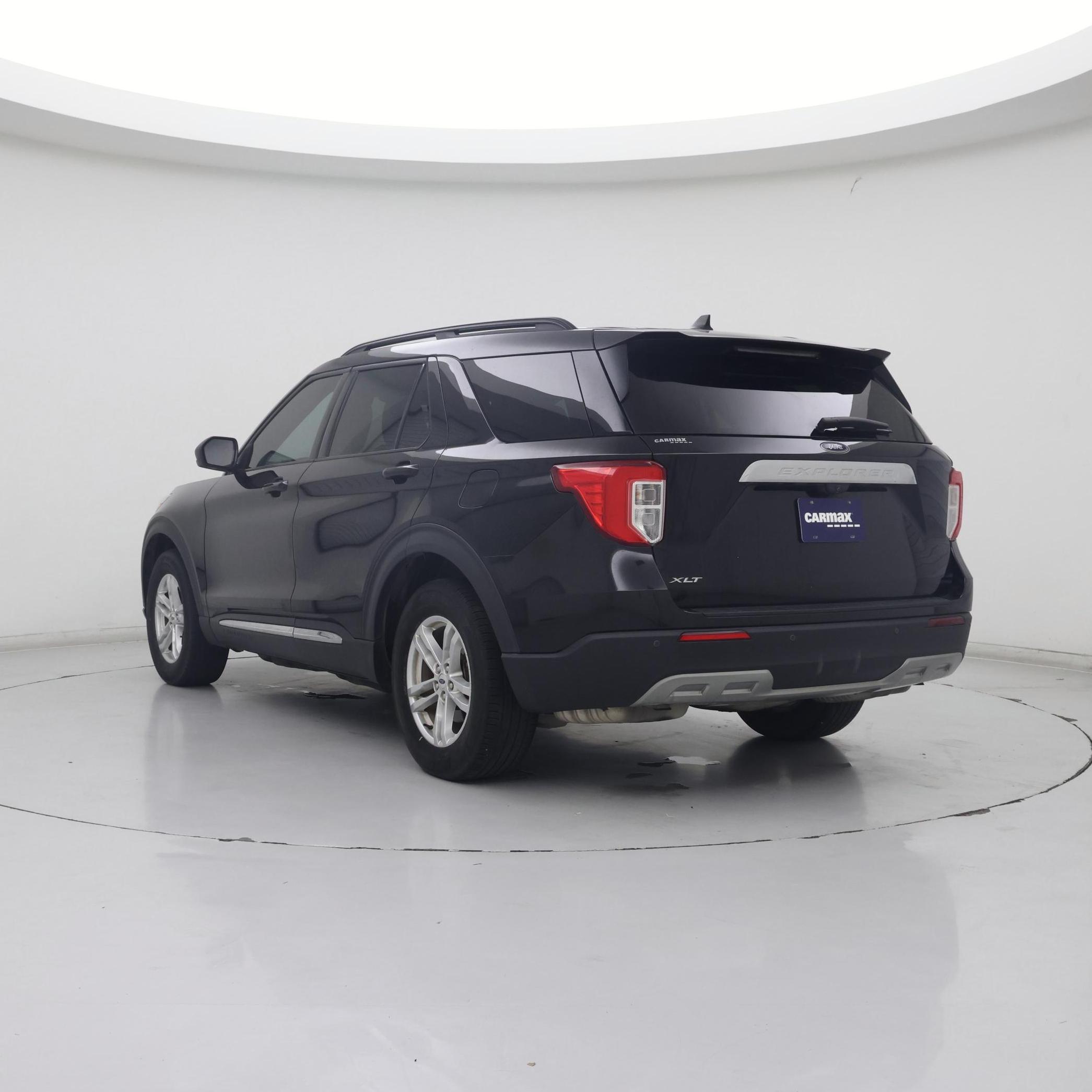 Thumbnail: 2022 Ford Explorer - 2