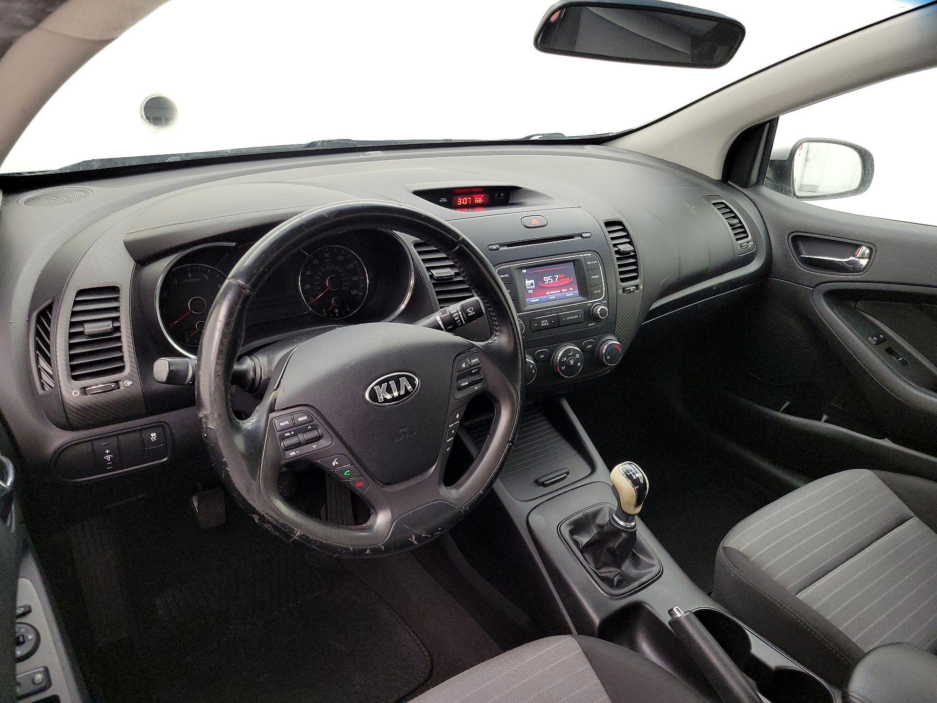 Thumbnail: 2014 Kia Forte - 9