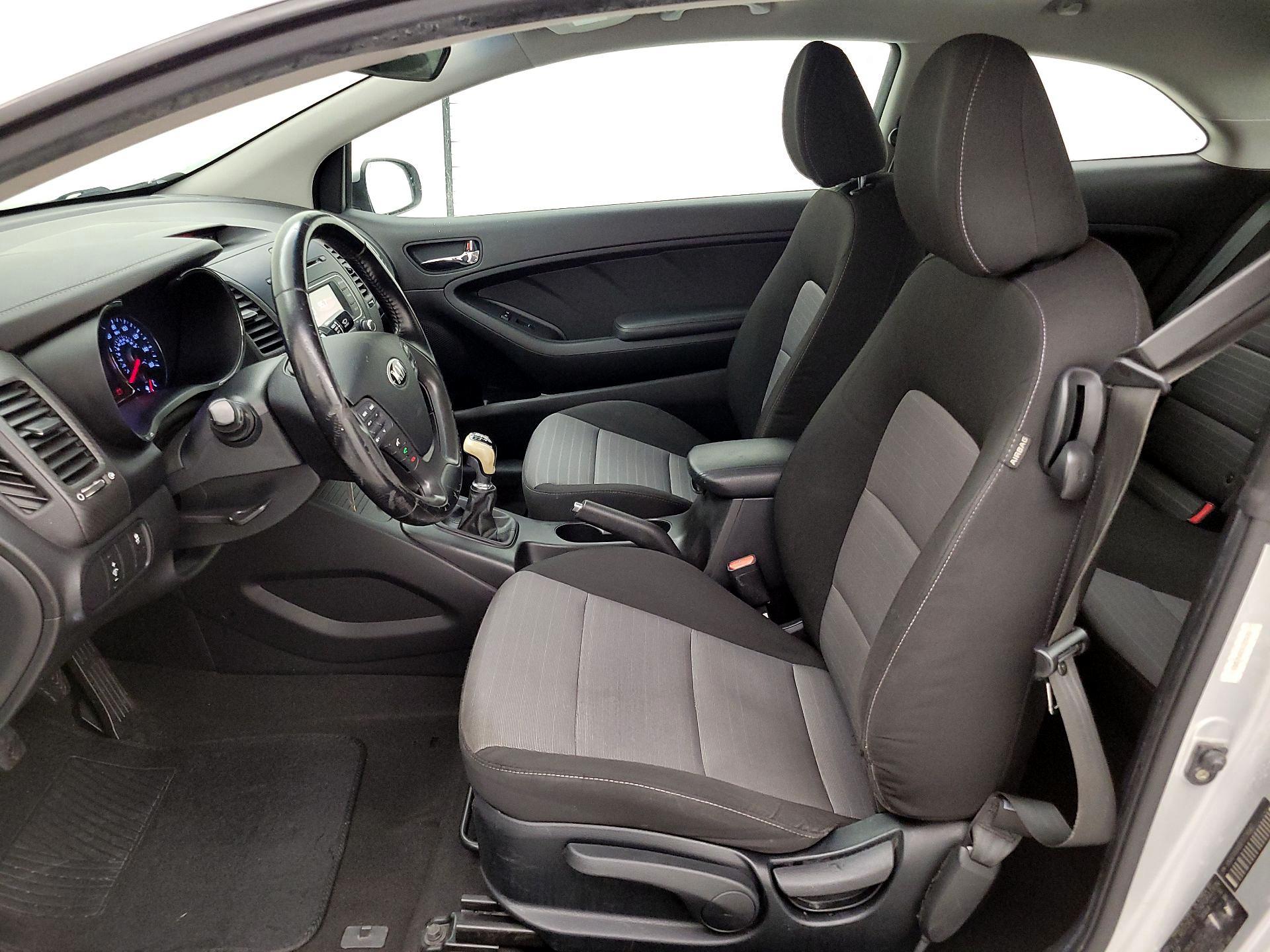 Thumbnail: 2014 Kia Forte - 11