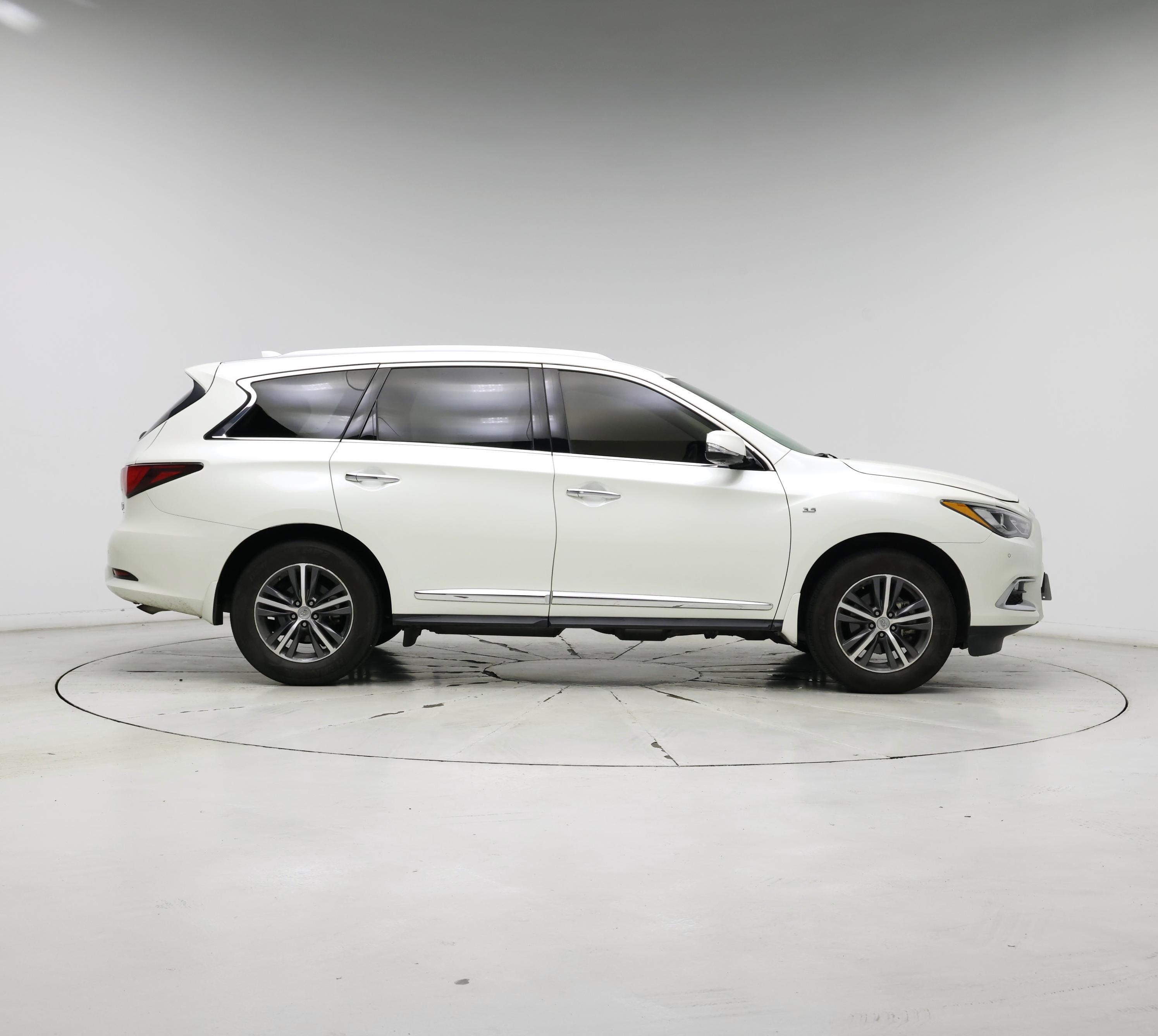 Thumbnail: 2019 INFINITI QX60 - 7