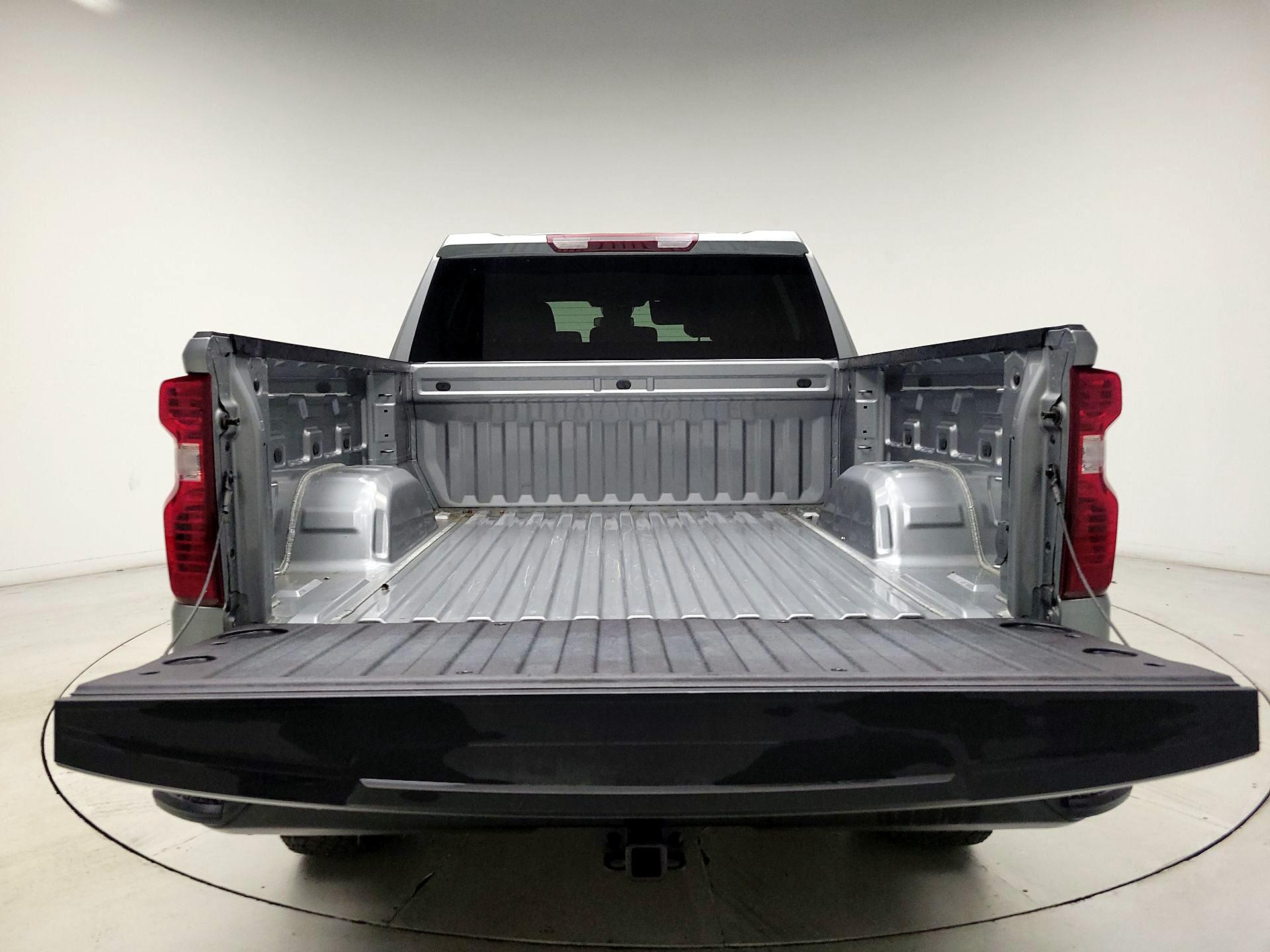 Thumbnail: 2024 Chevrolet Silverado 1500 - 19