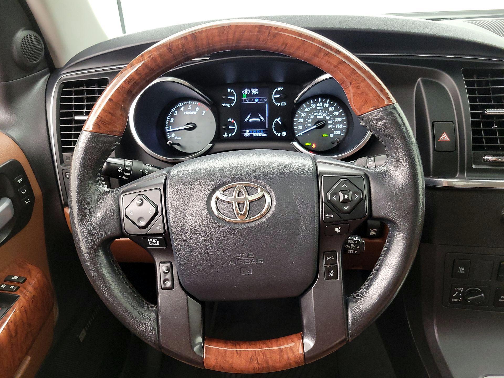 Thumbnail: 2020 Toyota Sequoia - 10