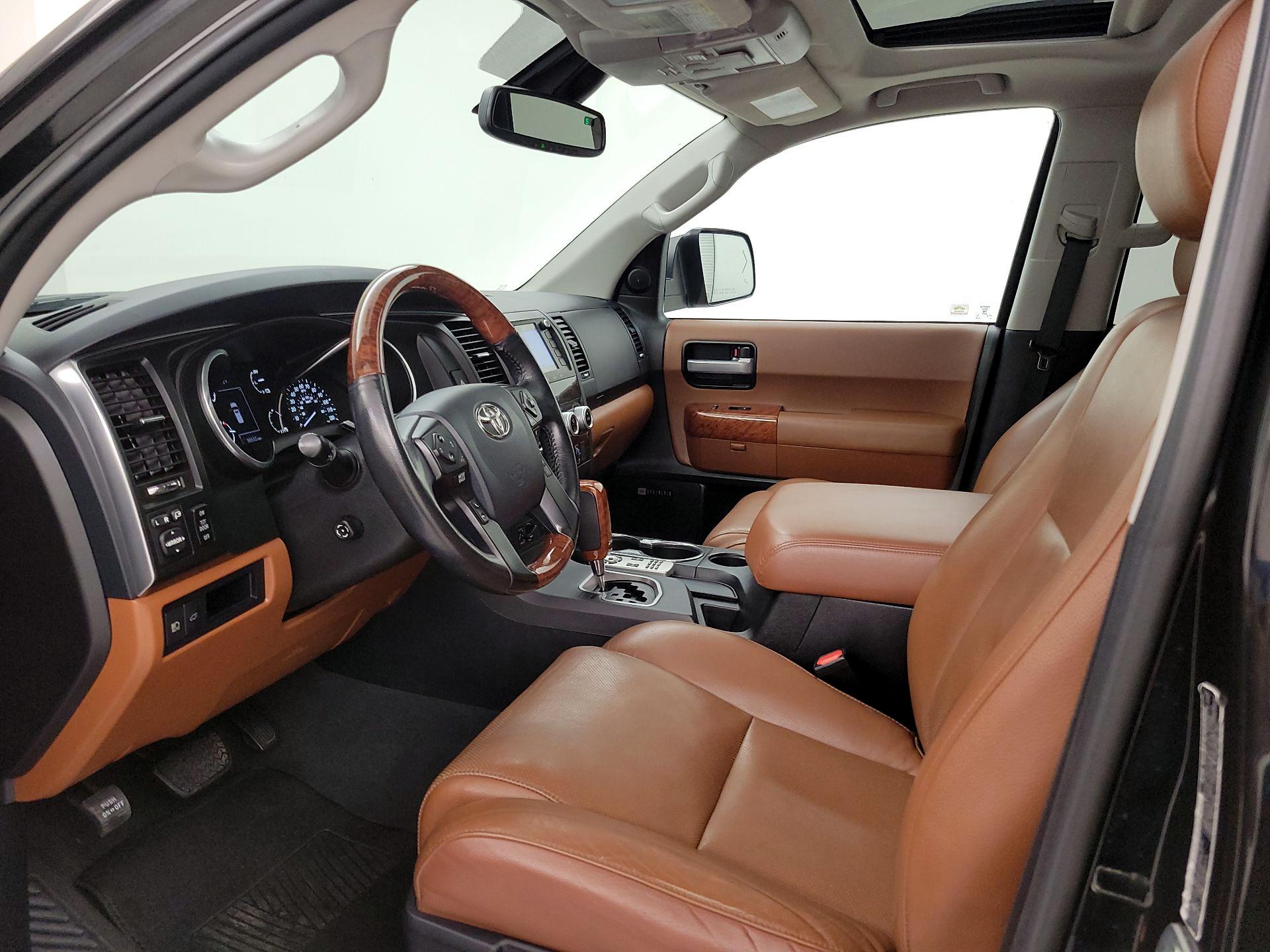 Thumbnail: 2020 Toyota Sequoia - 11