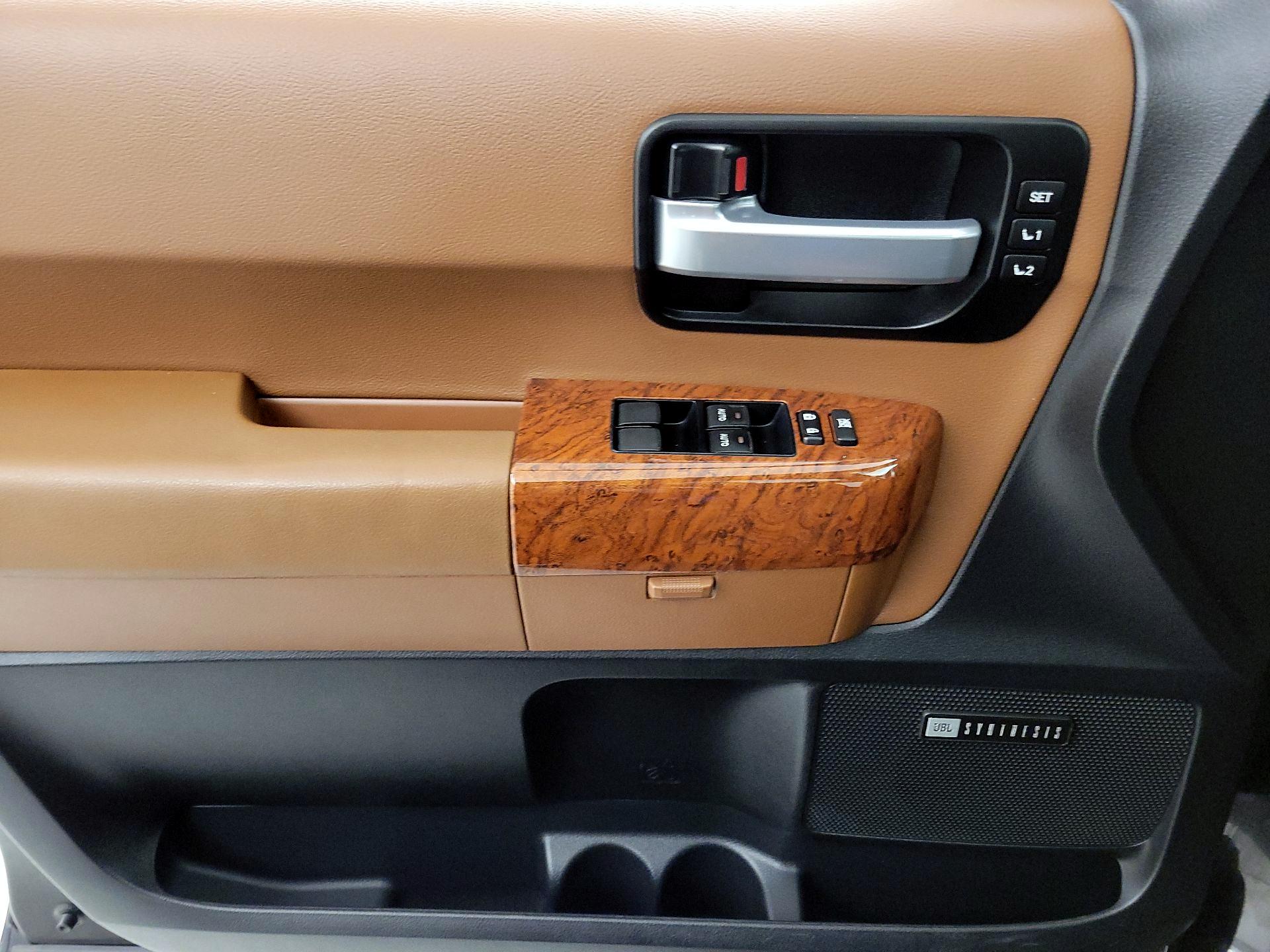 Thumbnail: 2020 Toyota Sequoia - 12