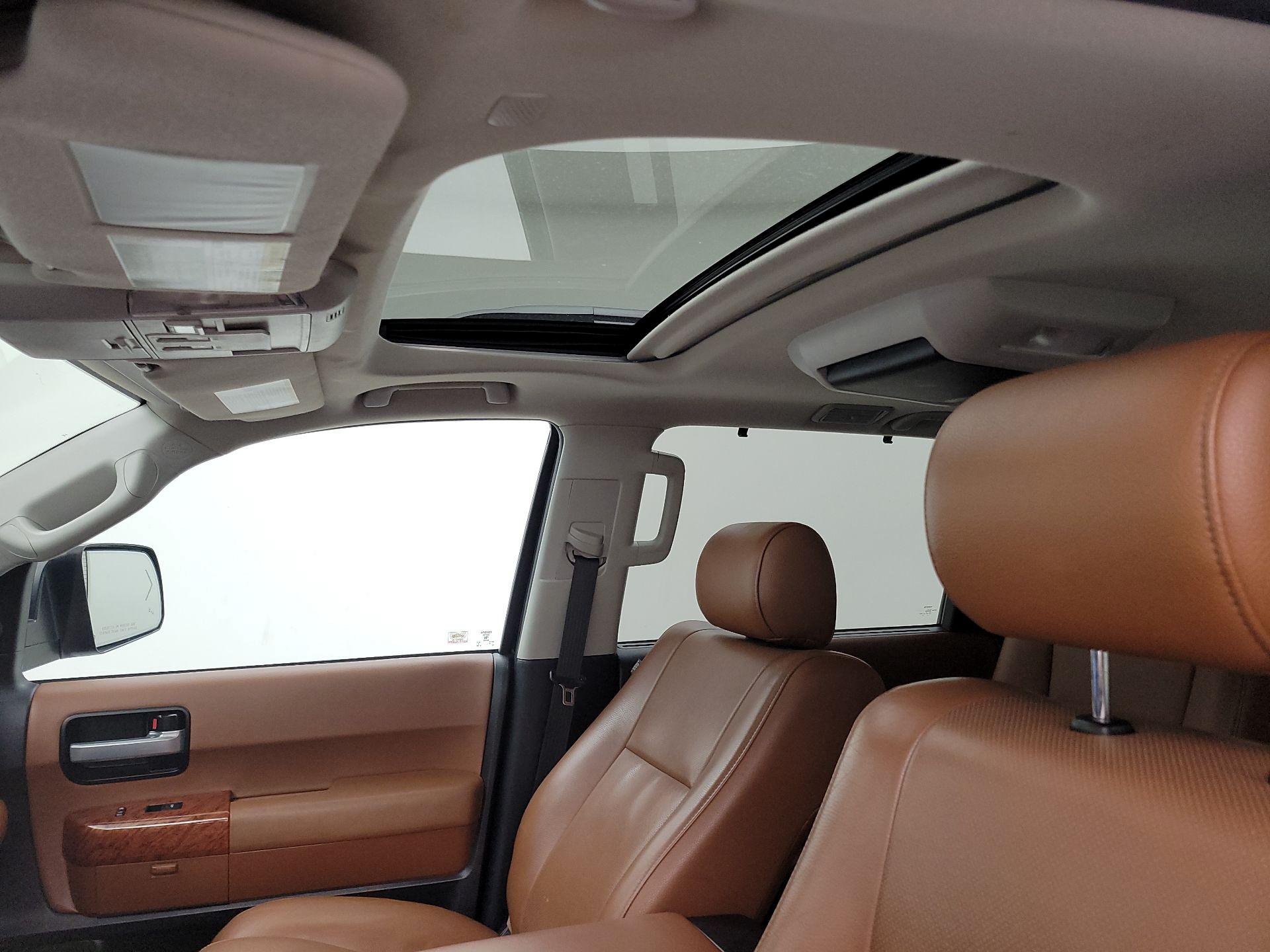 Thumbnail: 2020 Toyota Sequoia - 20