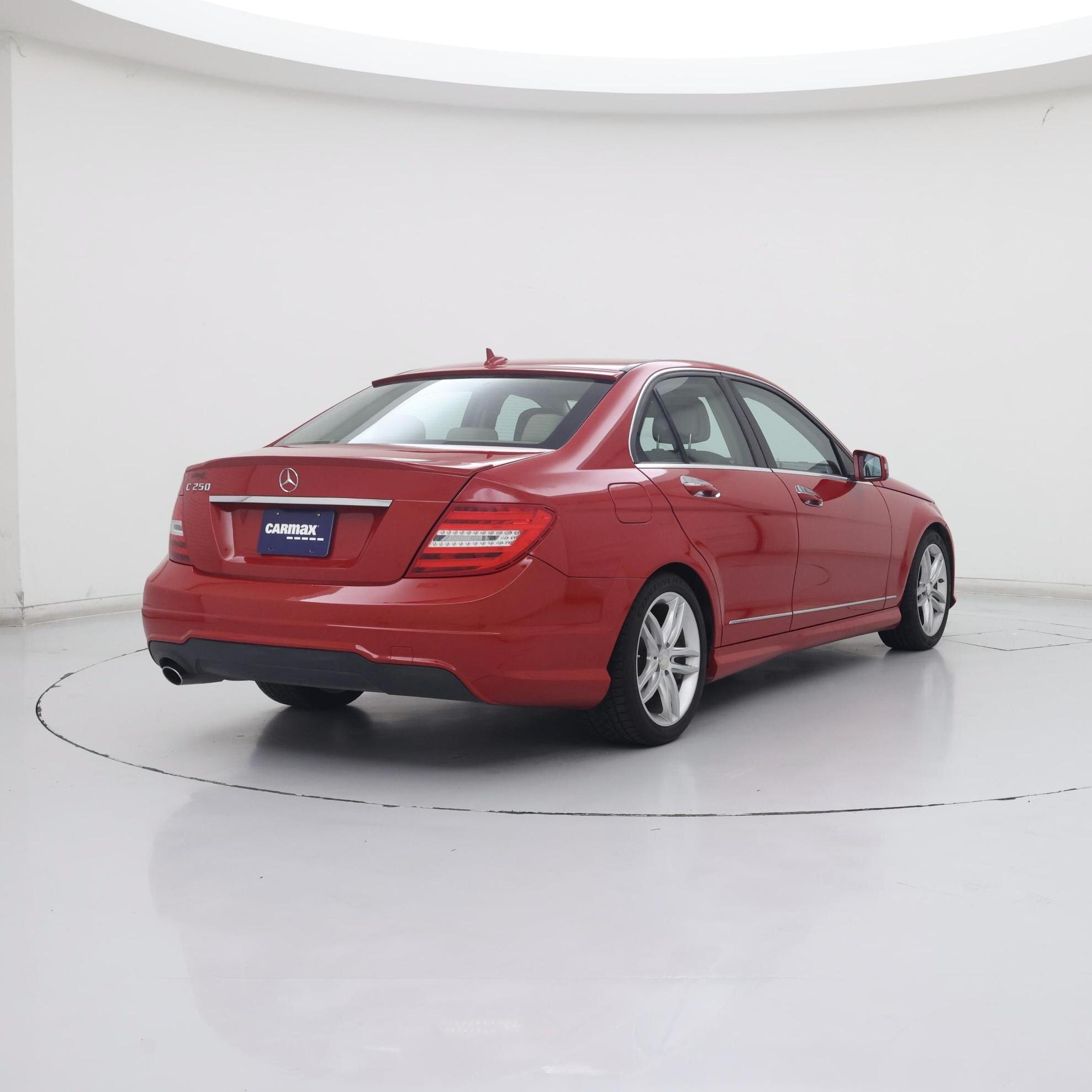 Thumbnail: 2014 Mercedes-Benz C-Class - 8