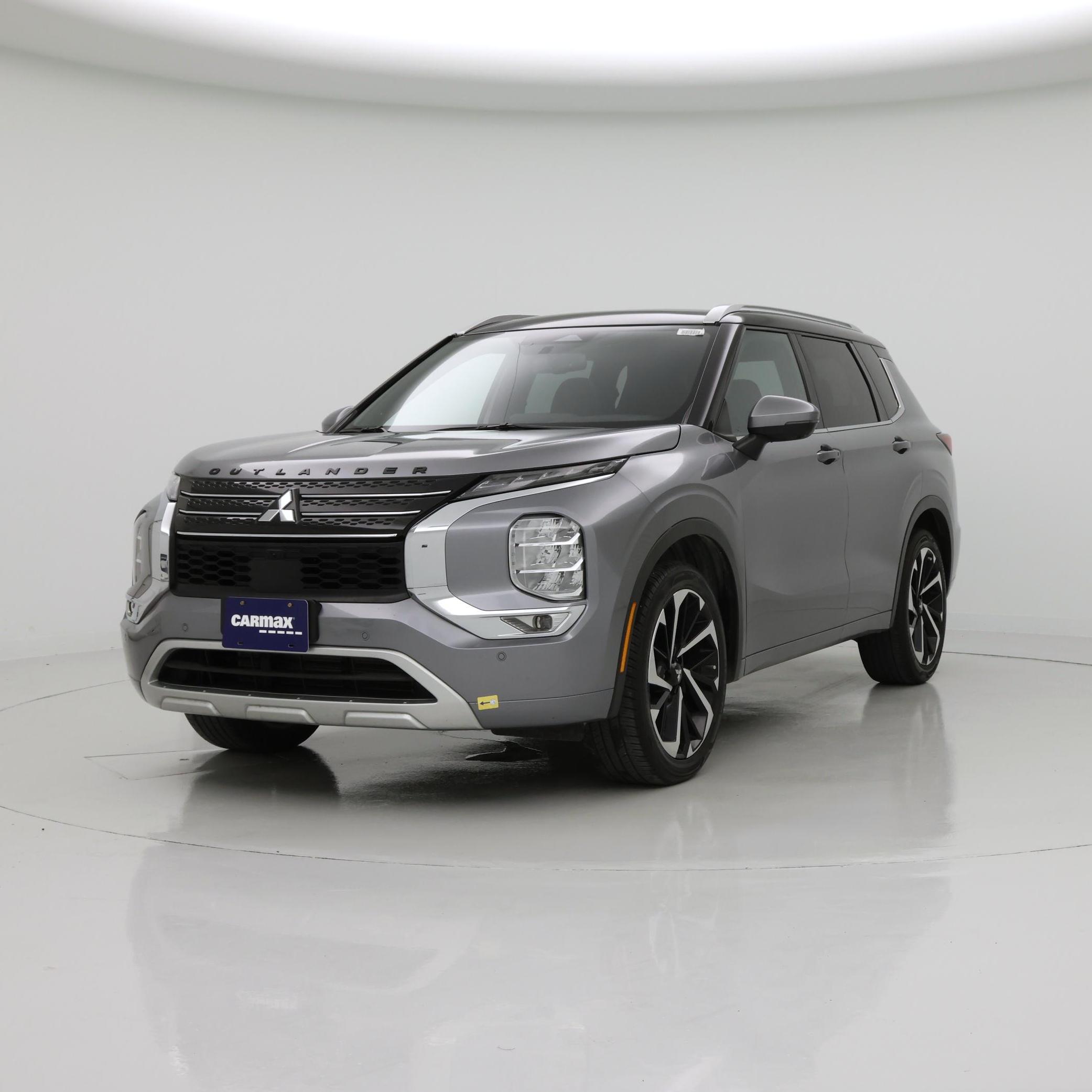 Thumbnail: 2023 Mitsubishi Outlander - 4