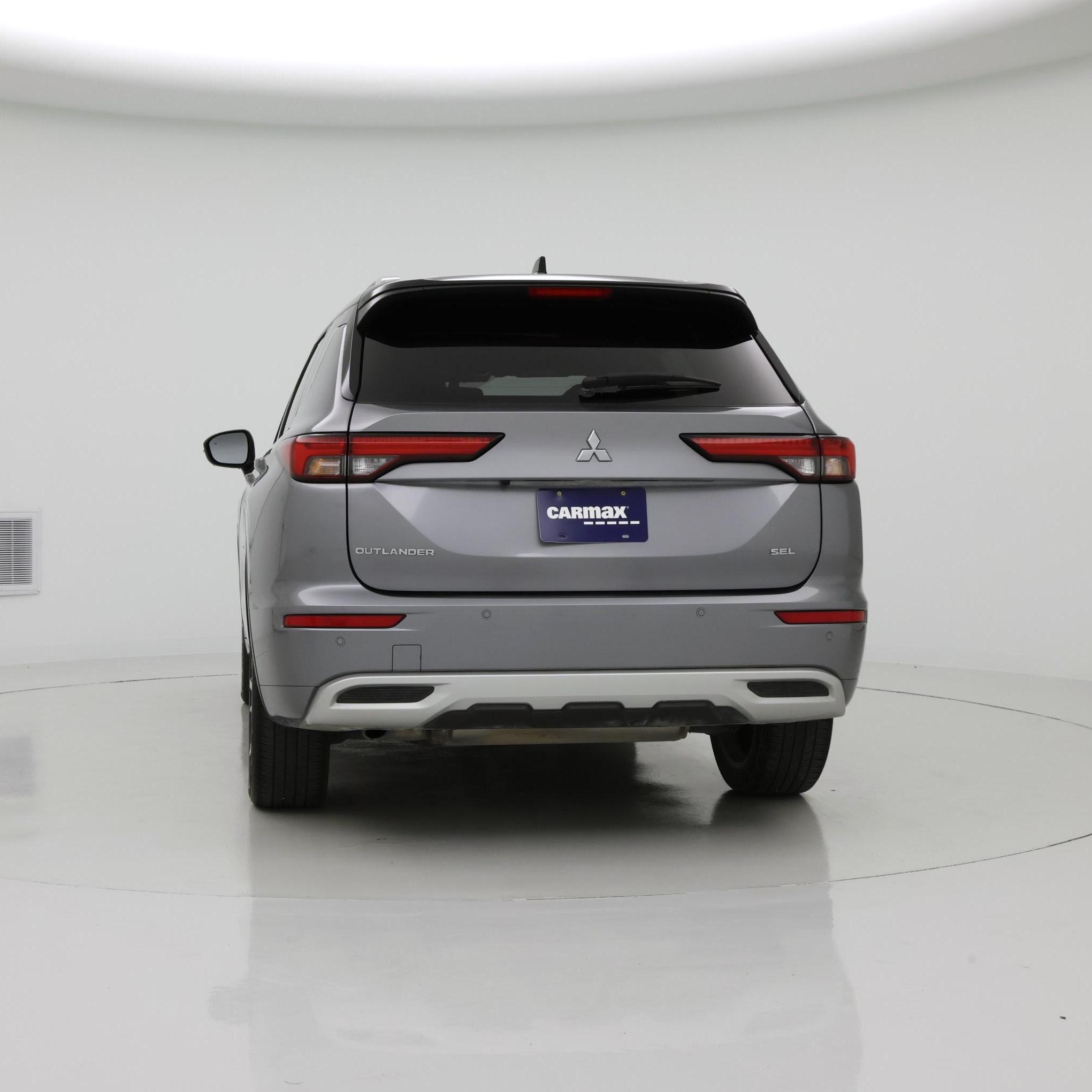 Thumbnail: 2023 Mitsubishi Outlander - 6