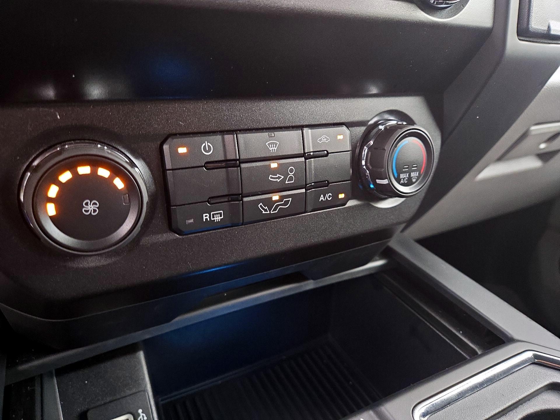 Thumbnail: 2019 Ford F-150 - 16