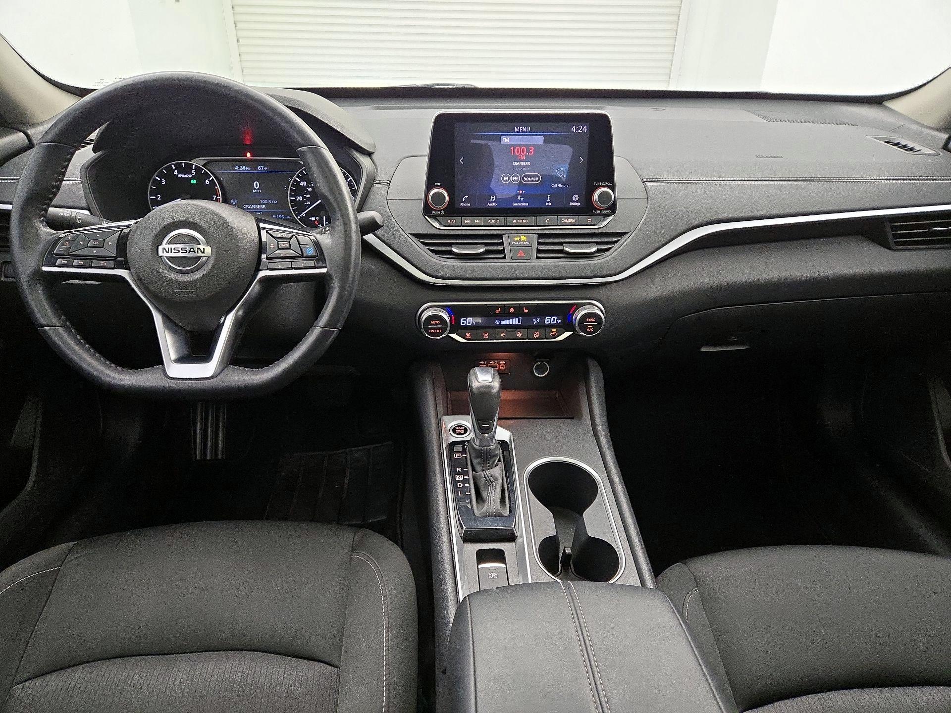 Thumbnail: 2019 Nissan Altima - 9