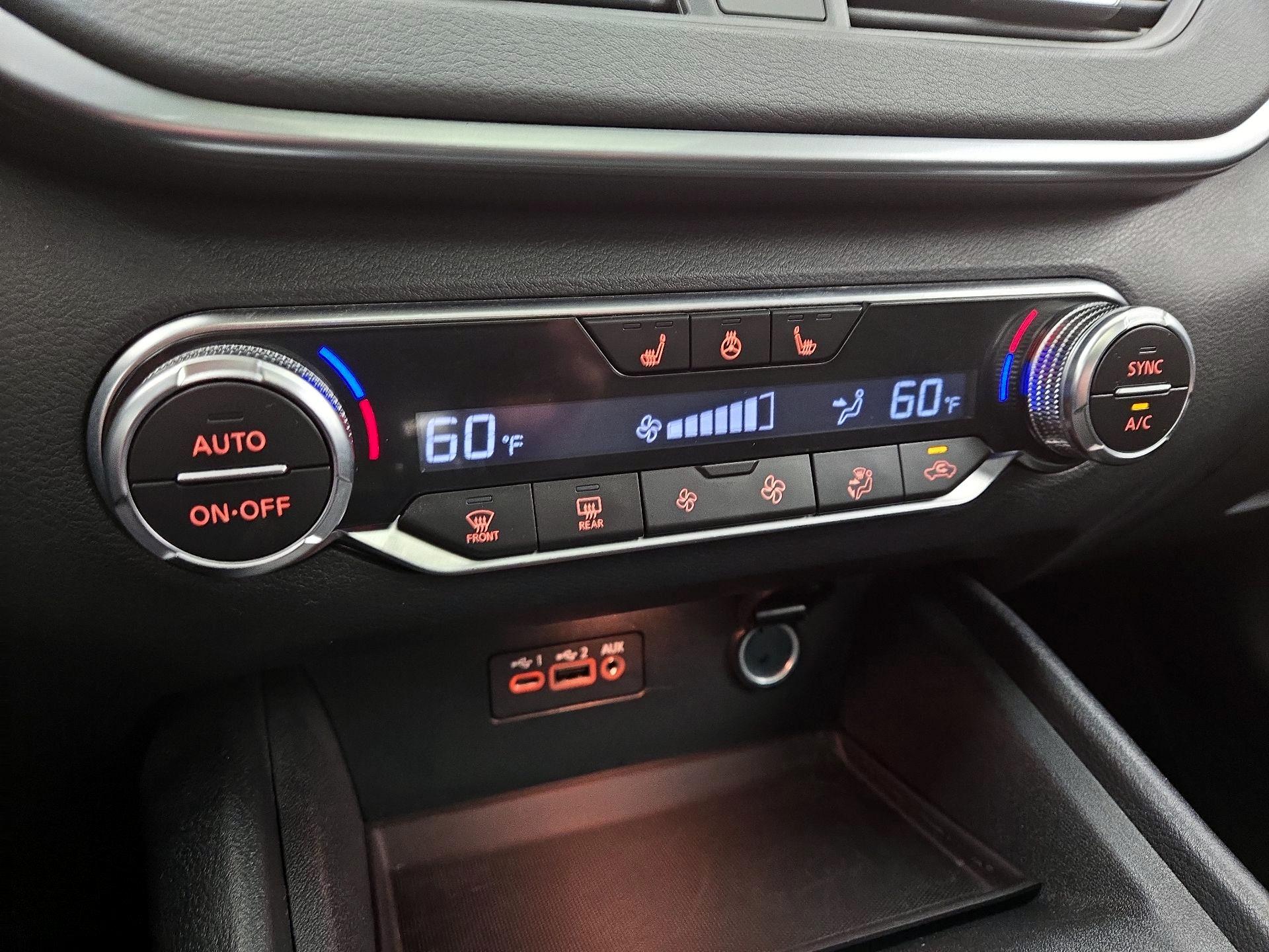Thumbnail: 2019 Nissan Altima - 16