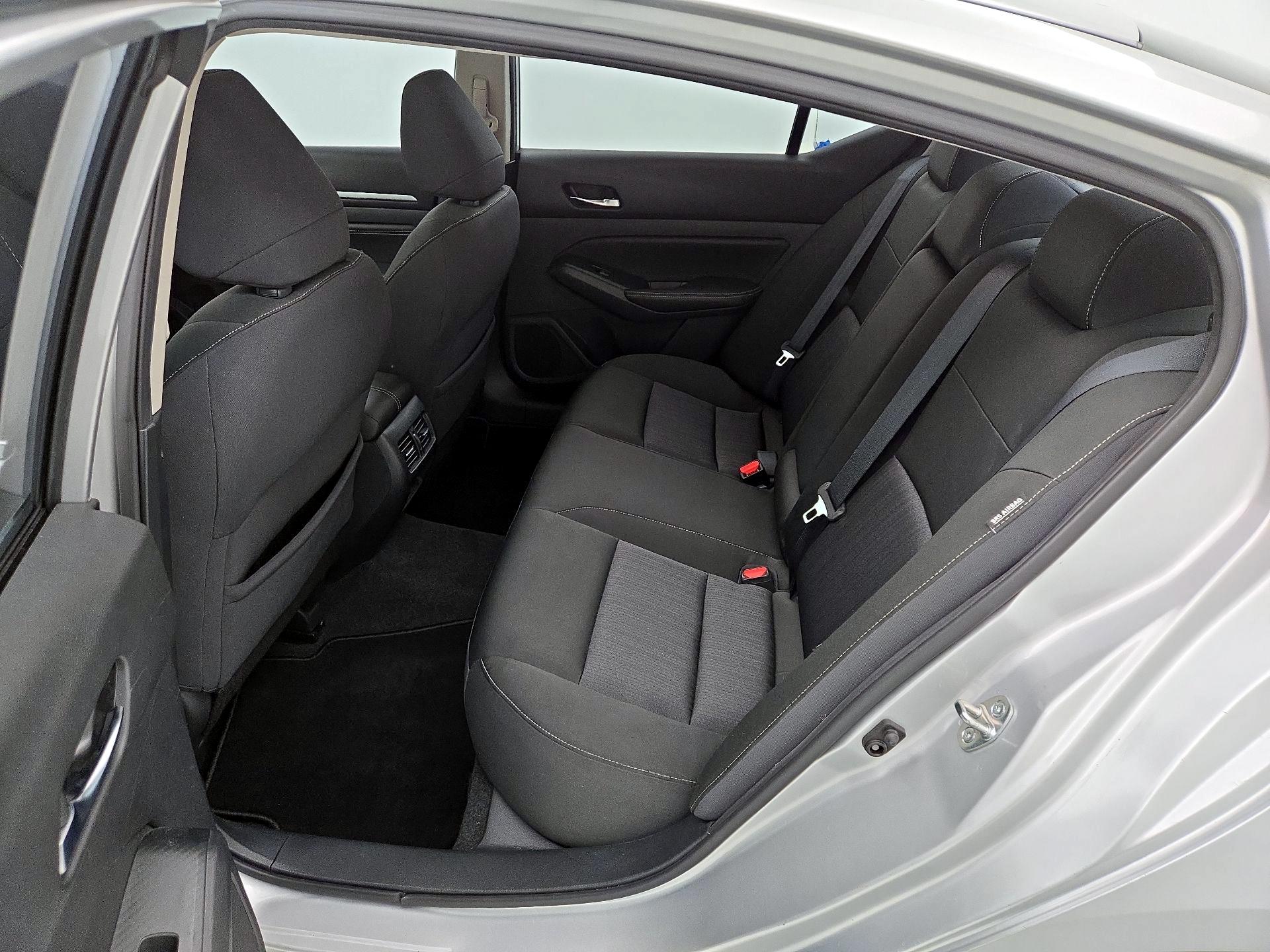 Thumbnail: 2019 Nissan Altima - 20