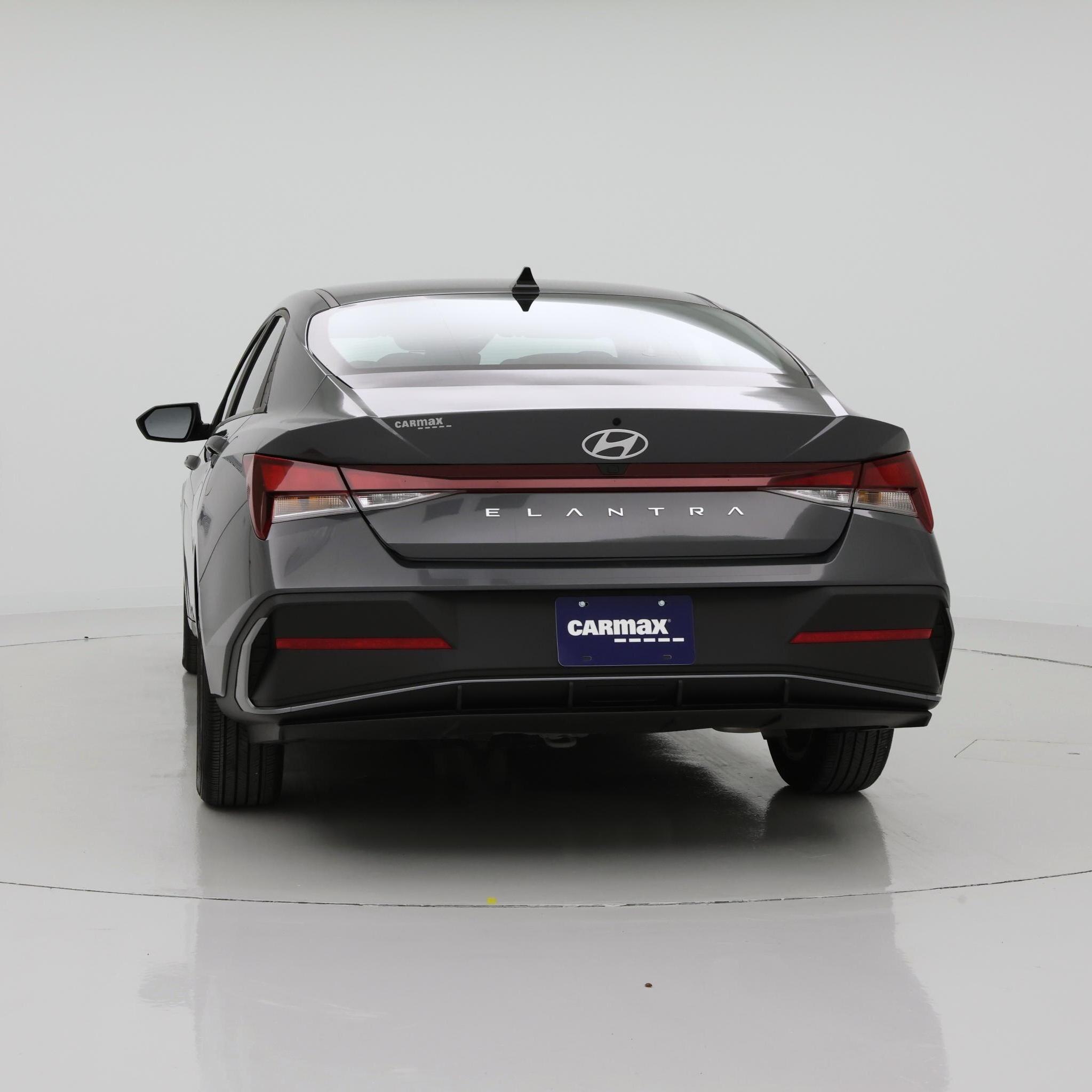 Thumbnail: 2024 Hyundai Elantra - 6
