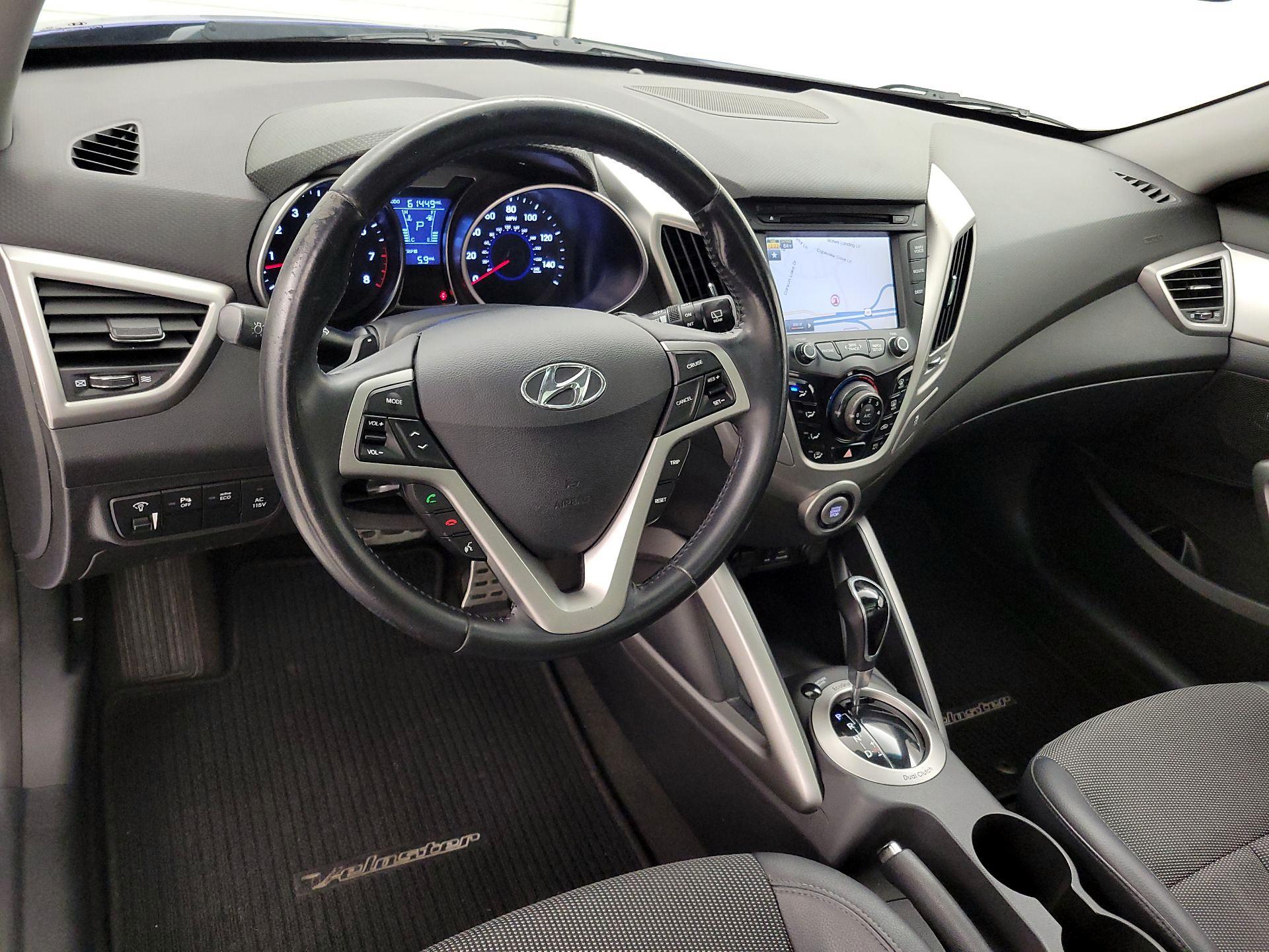 Thumbnail: 2013 Hyundai Veloster - 9