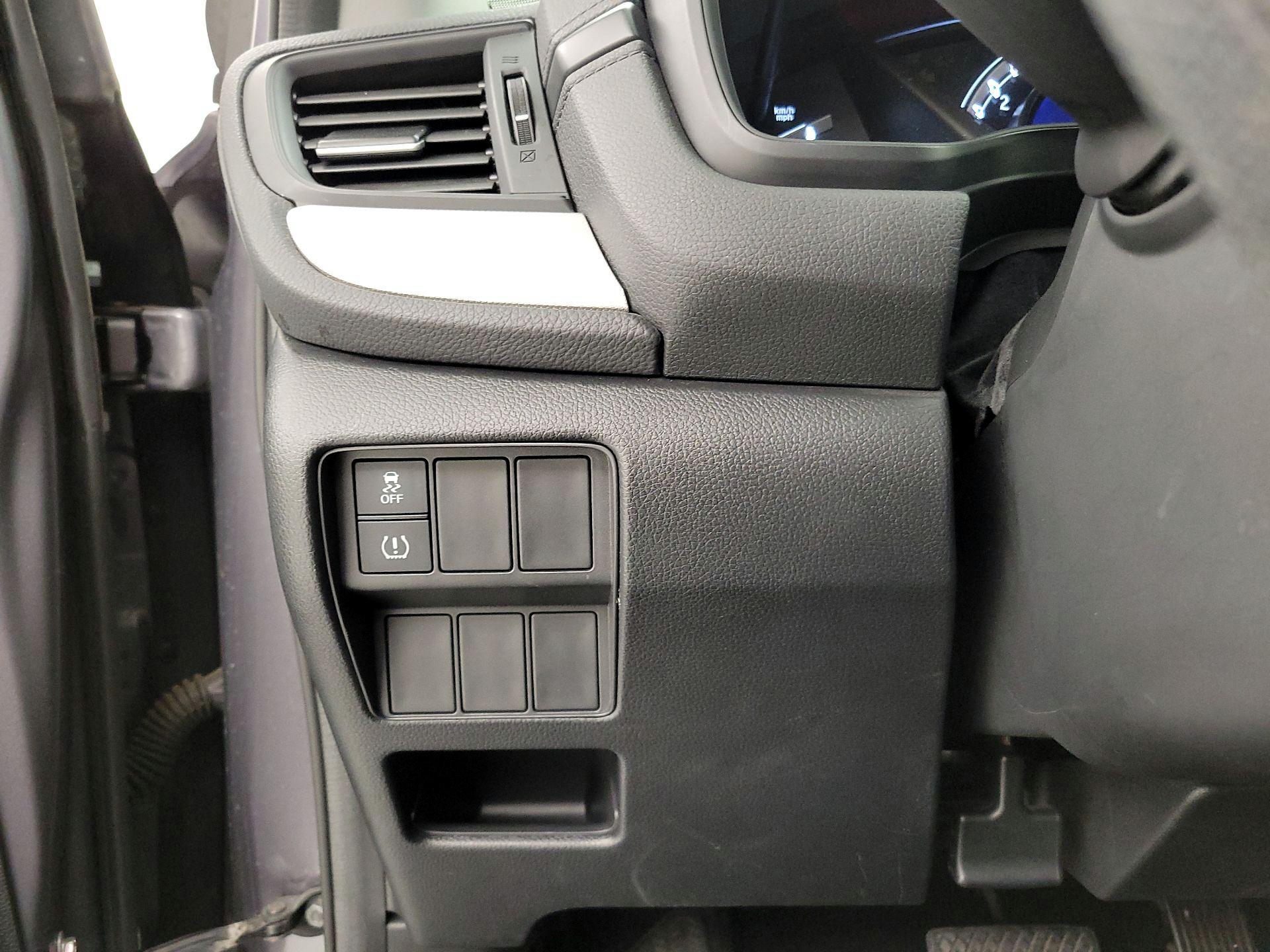Thumbnail: 2018 Honda CR-V - 13