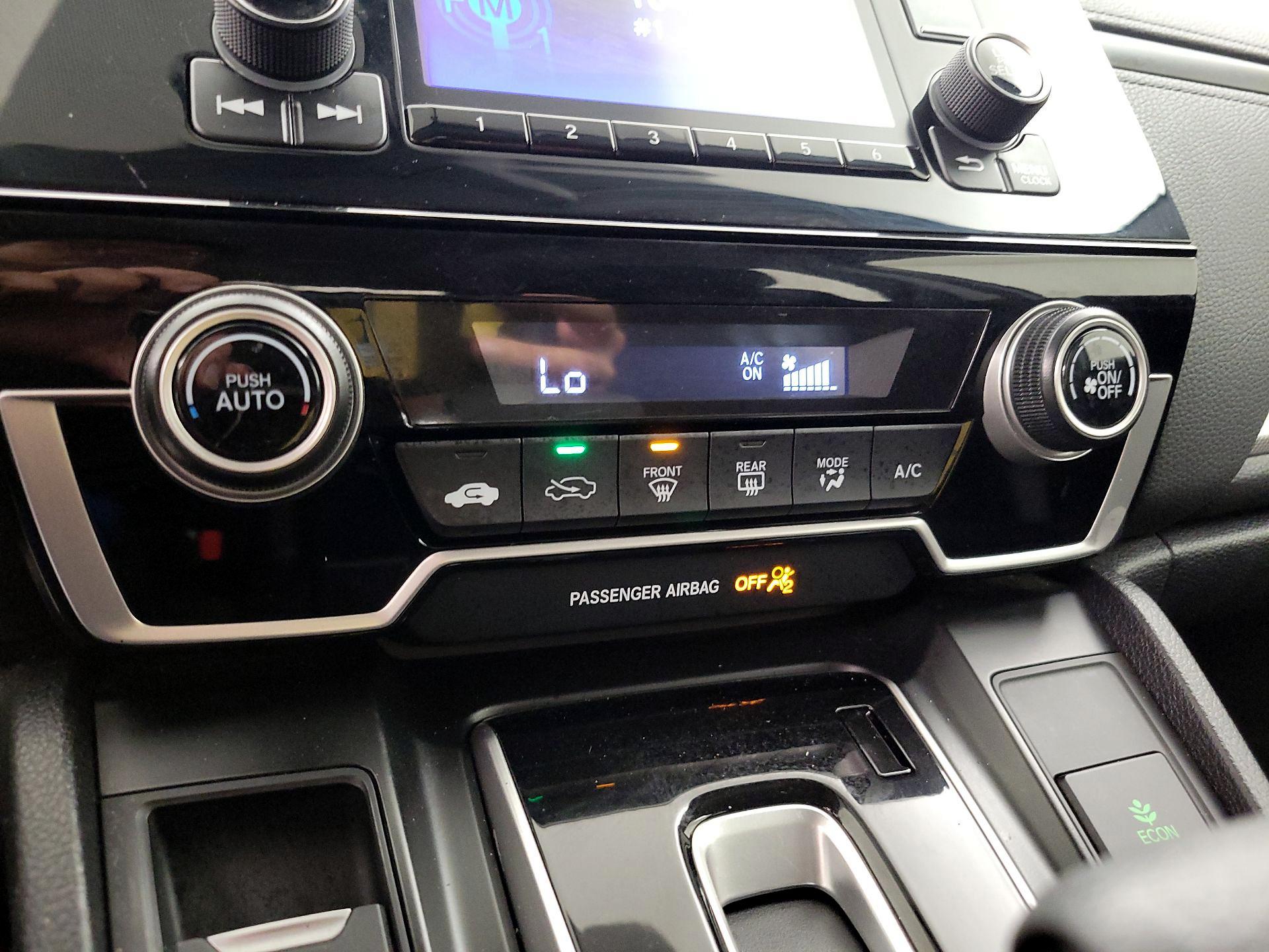 Thumbnail: 2018 Honda CR-V - 16