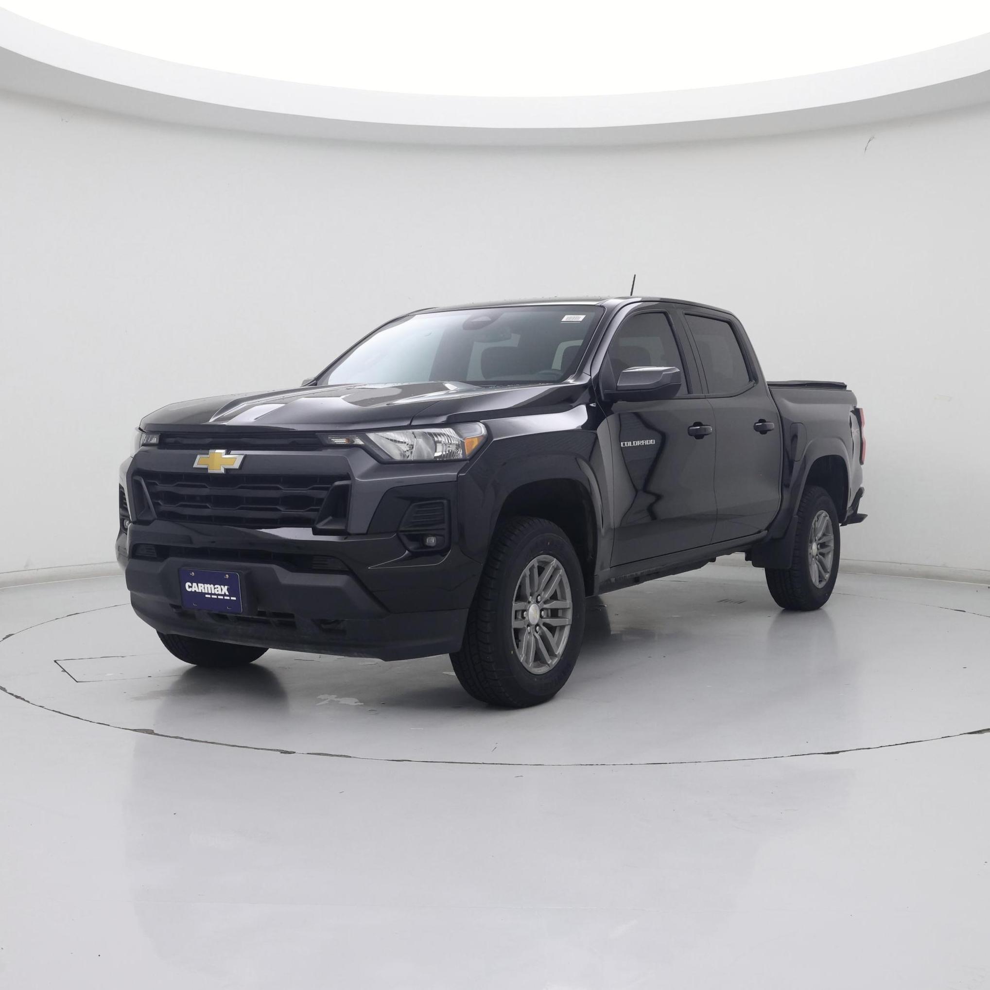 Thumbnail: 2023 Chevrolet Colorado - 4