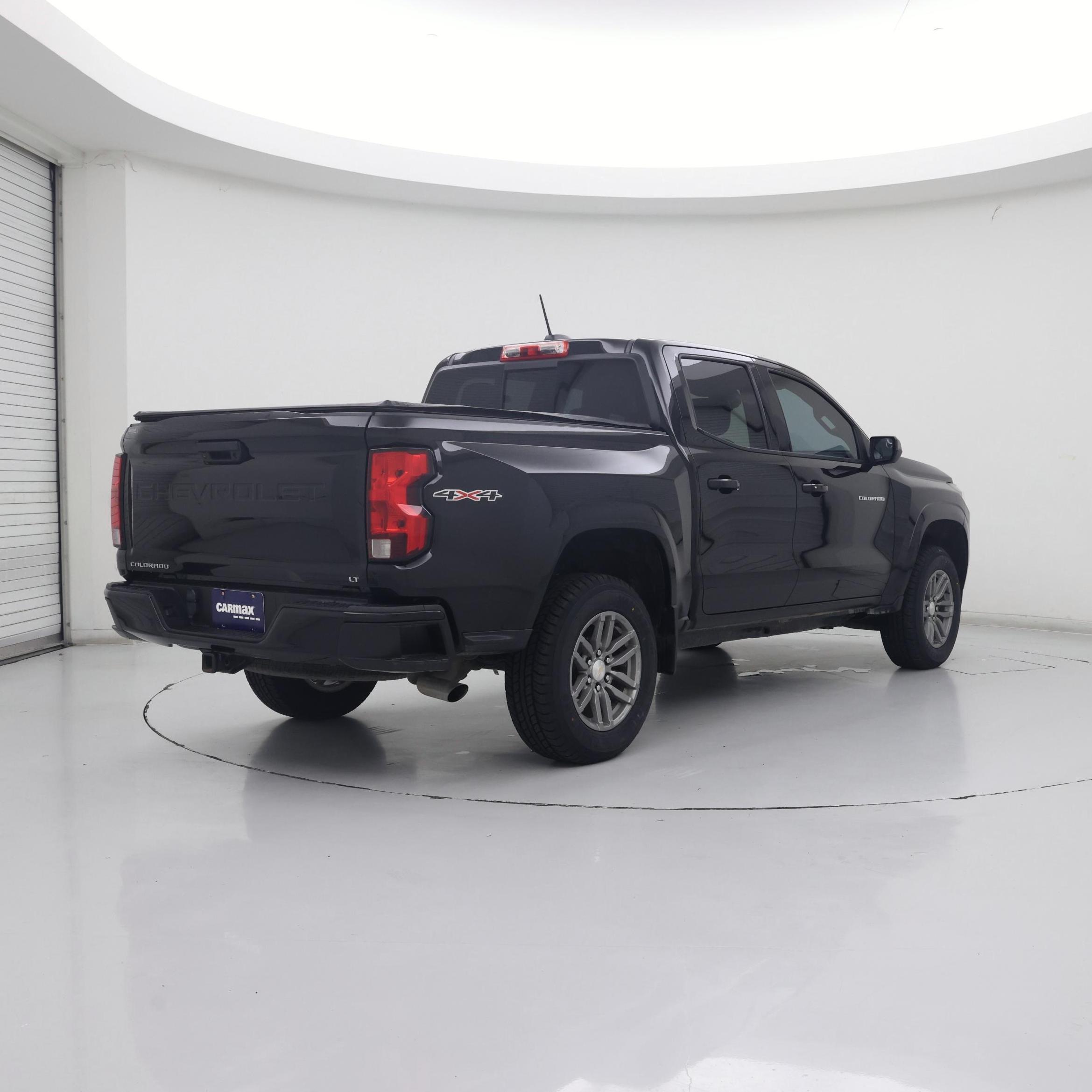 Thumbnail: 2023 Chevrolet Colorado - 8