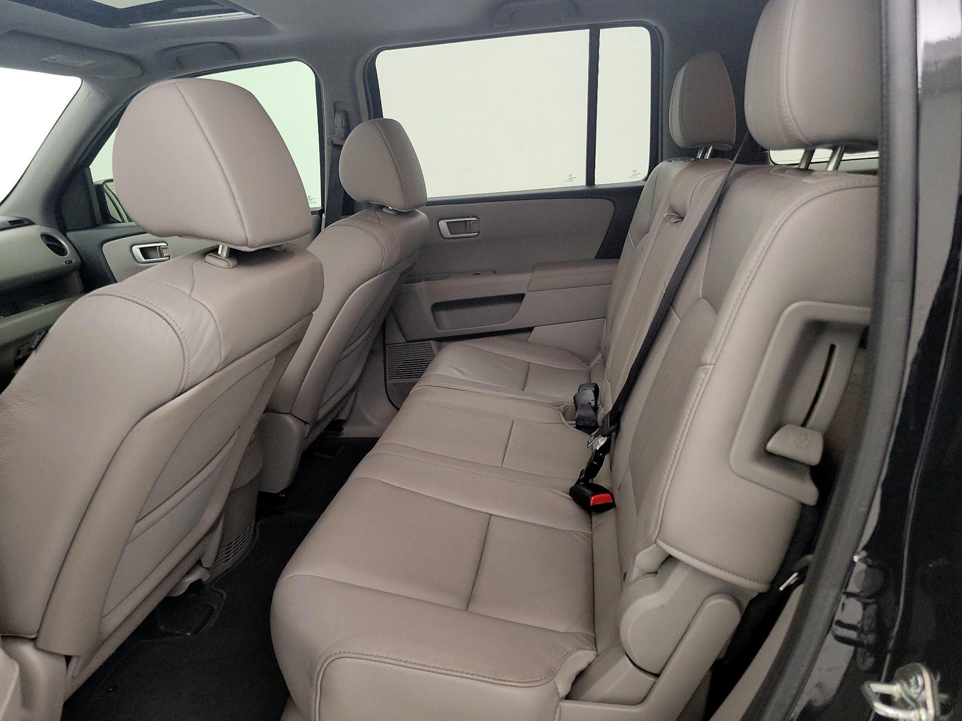 Thumbnail: 2015 Honda Pilot - 20
