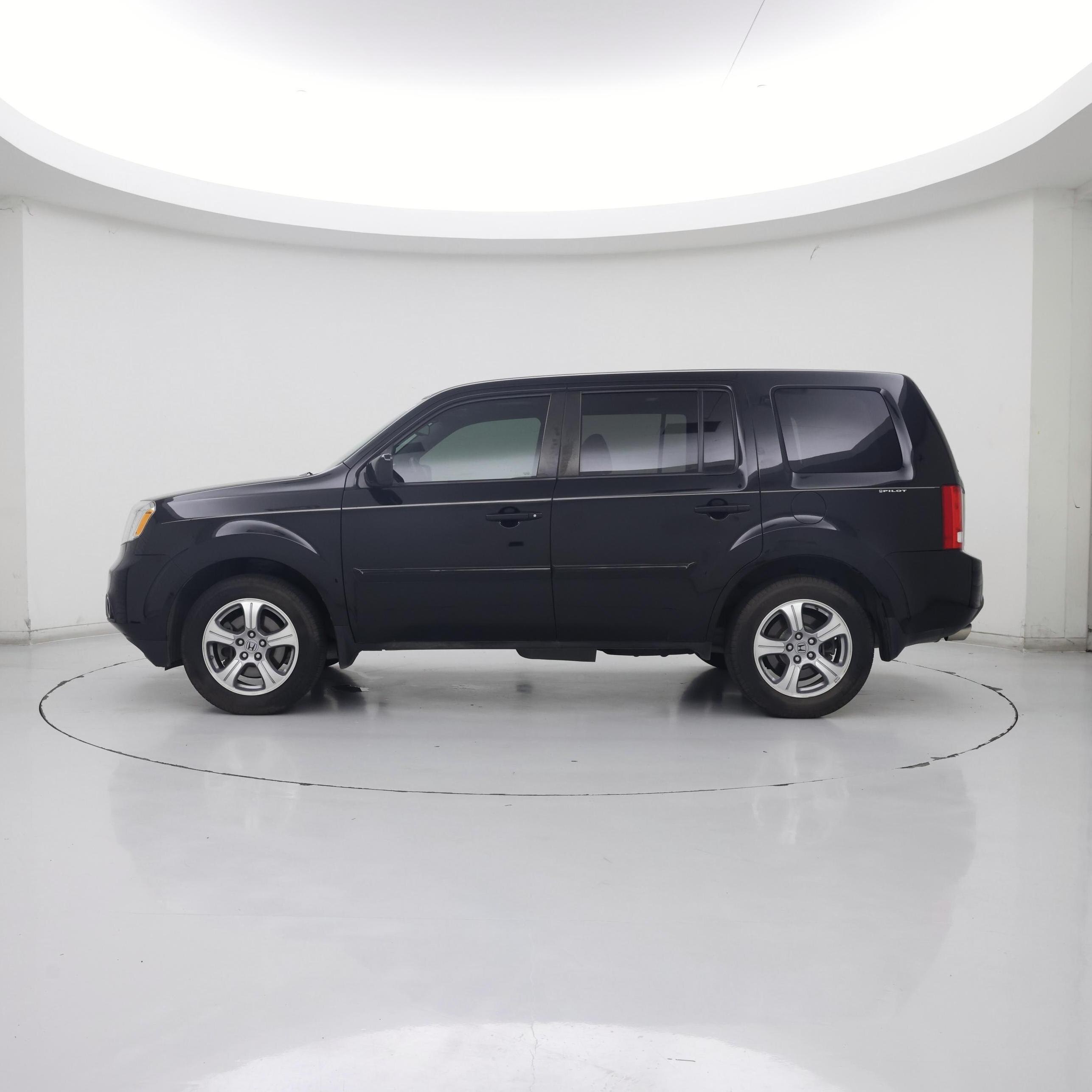 Thumbnail: 2015 Honda Pilot - 3