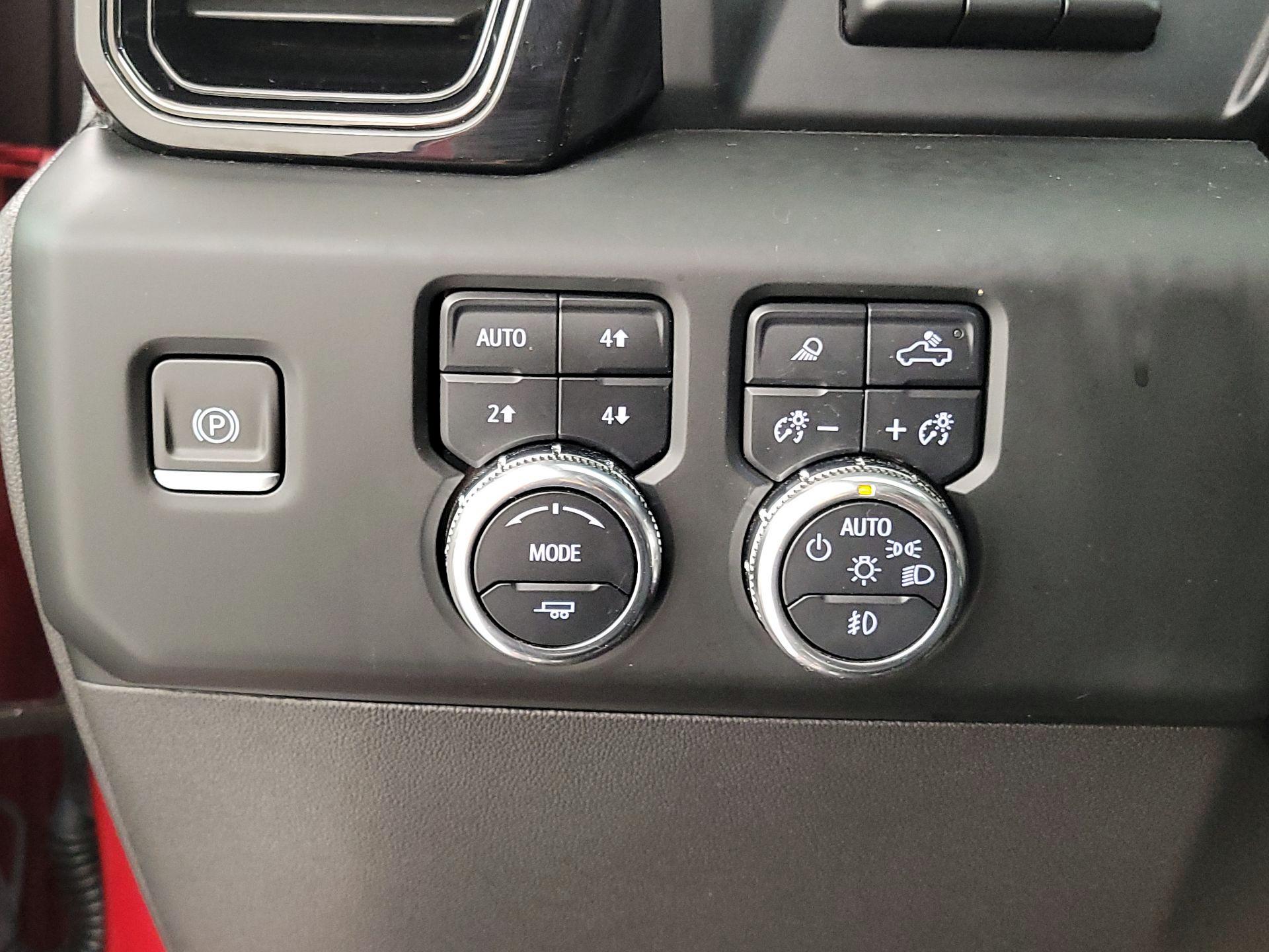 Thumbnail: 2024 GMC Sierra 1500 - 13