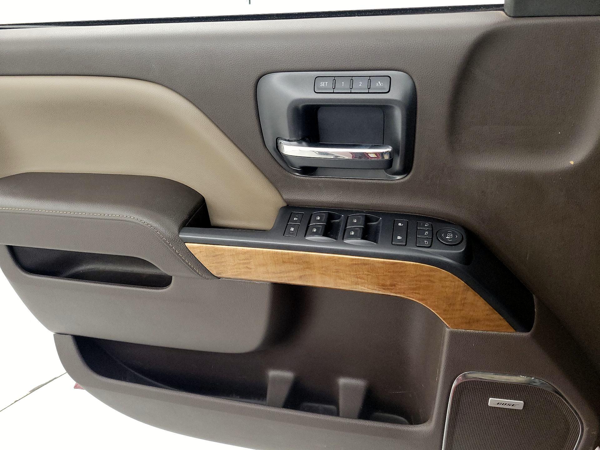 Thumbnail: 2016 Chevrolet Silverado 1500 - 12