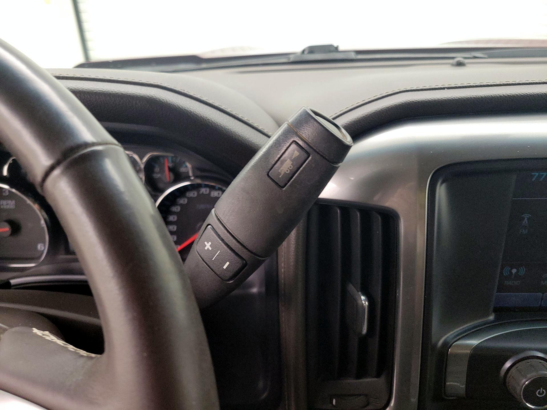 Thumbnail: 2016 Chevrolet Silverado 1500 - 17