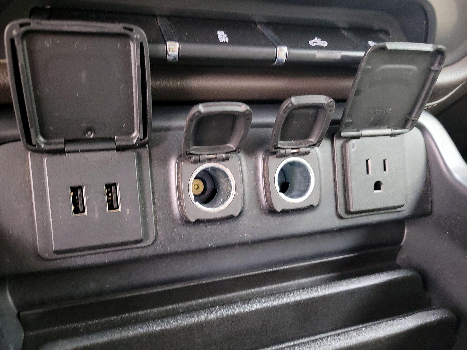 Thumbnail: 2016 Chevrolet Silverado 1500 - 18