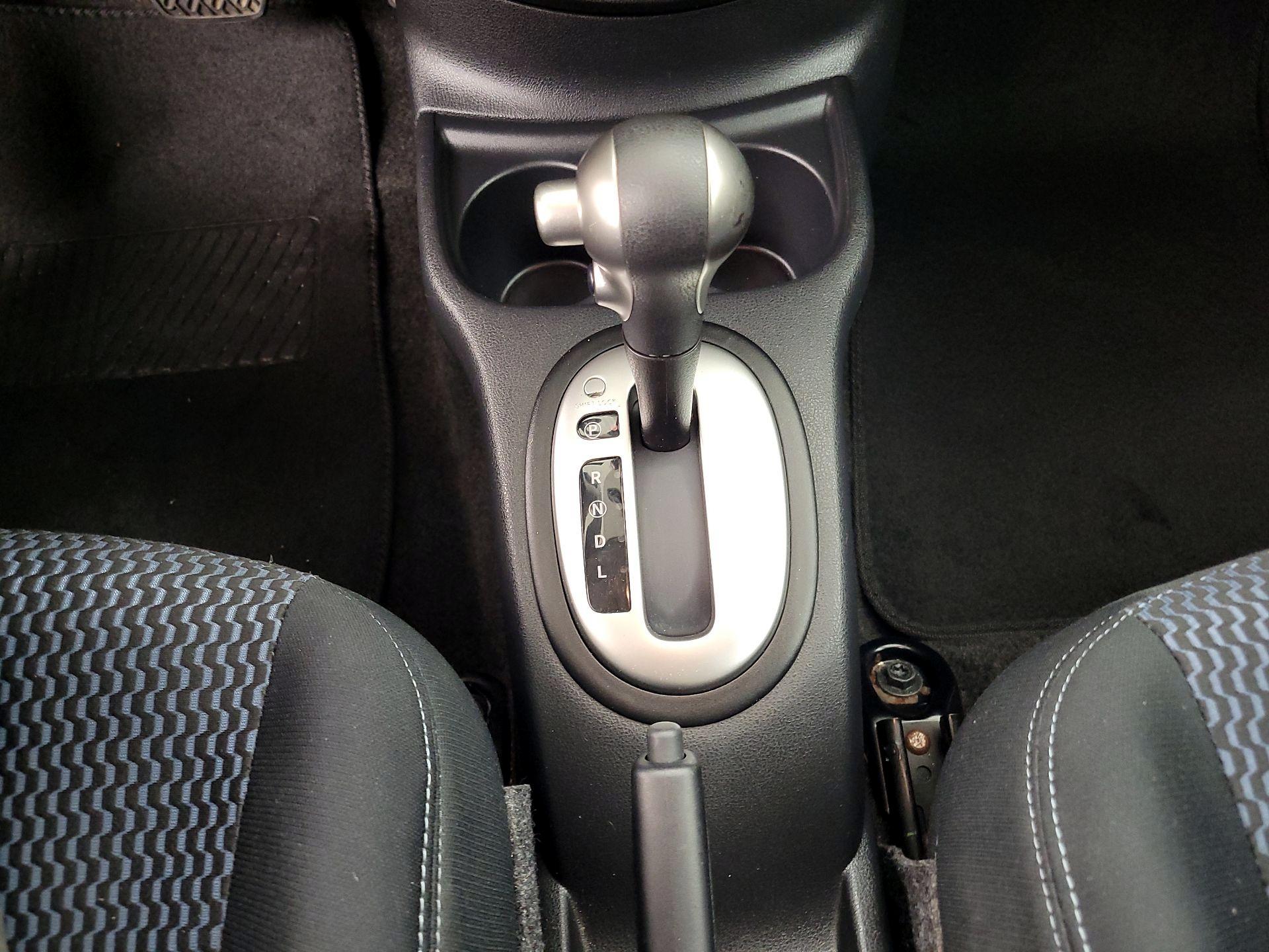 Thumbnail: 2016 Nissan Versa Note - 17