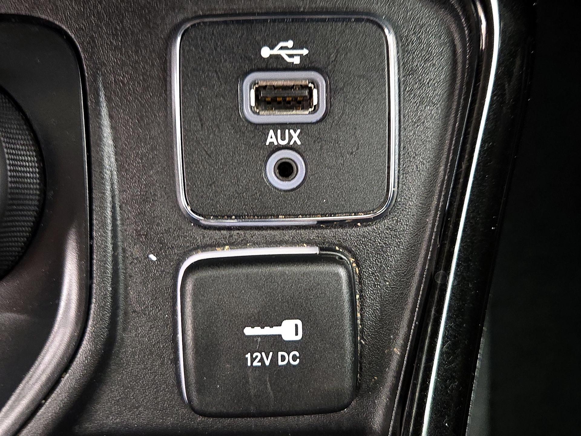 Thumbnail: 2018 Jeep Compass - 19