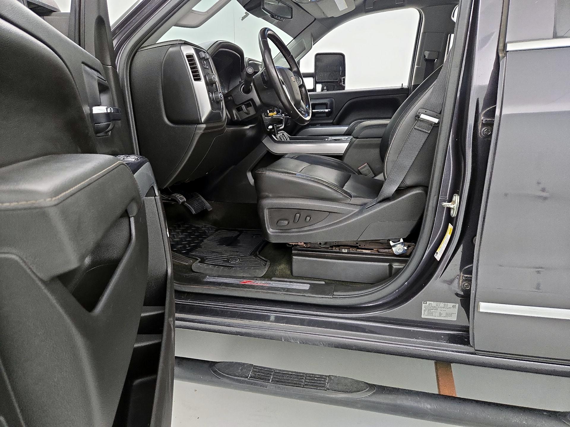 Thumbnail: 2016 Chevrolet Silverado 2500 - 11