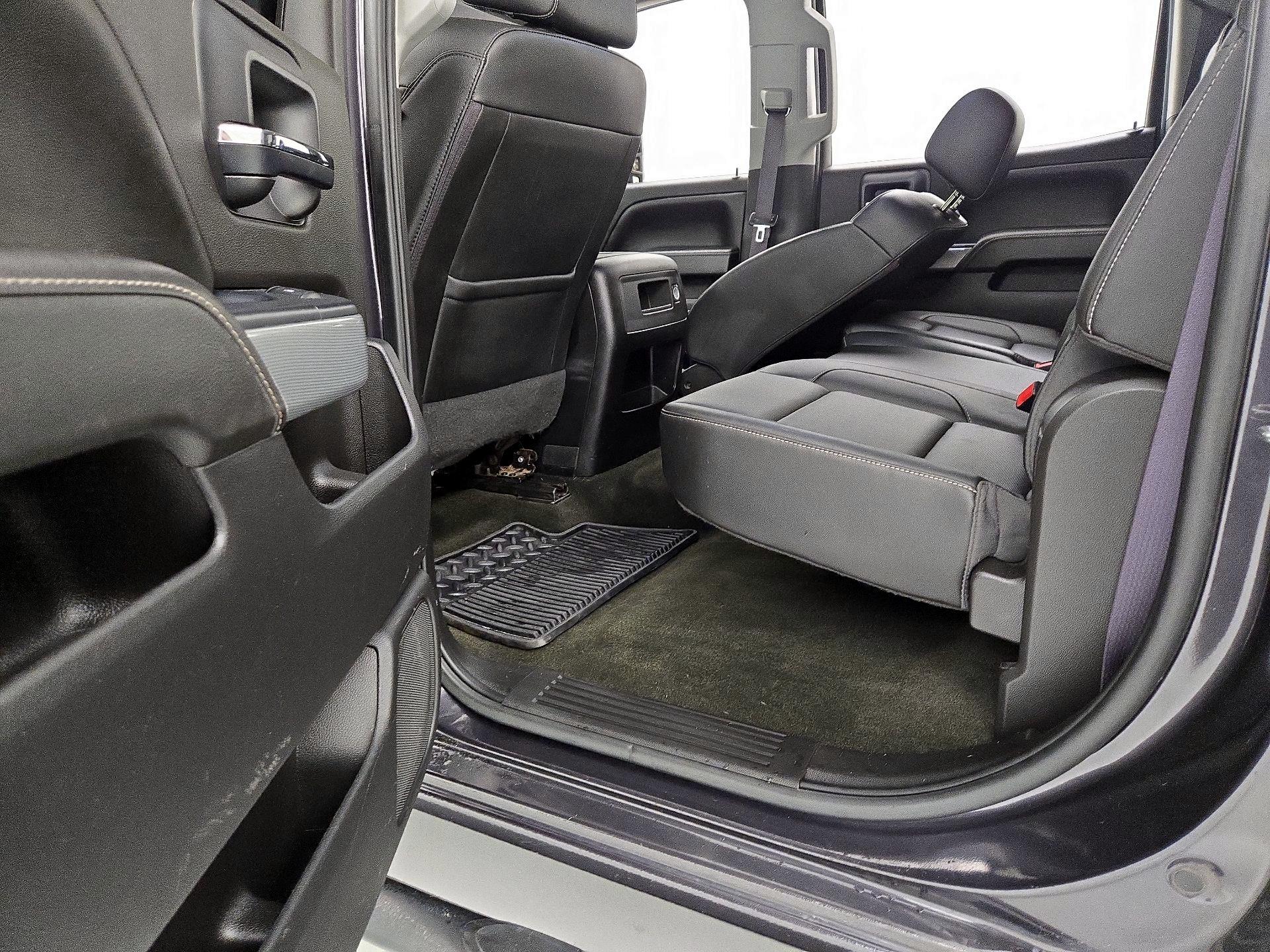 Thumbnail: 2016 Chevrolet Silverado 2500 - 19