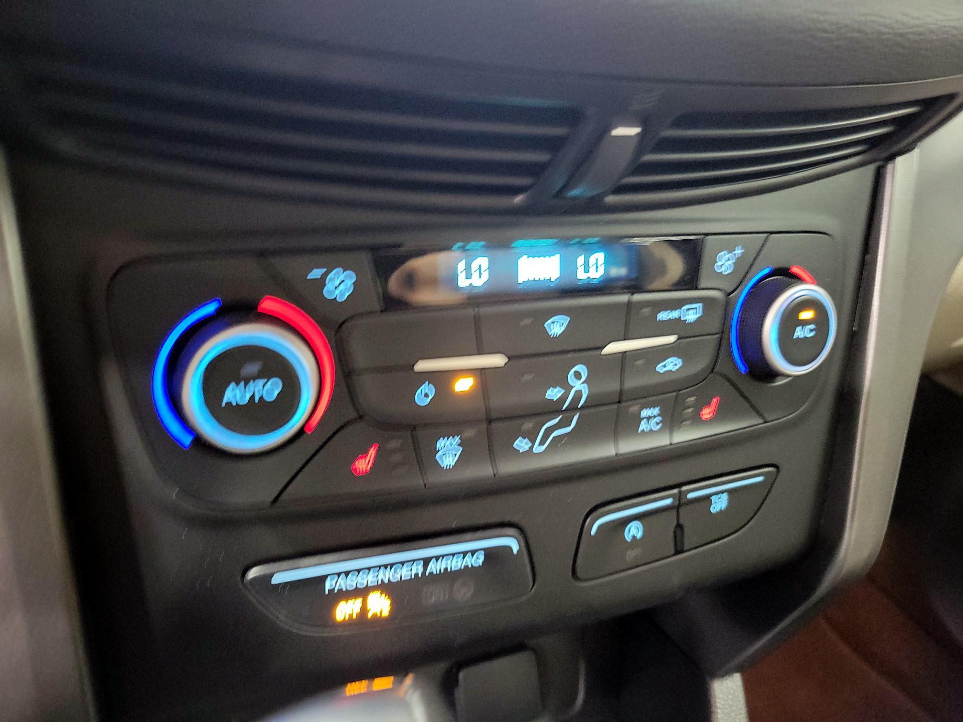 Thumbnail: 2019 Ford Escape - 15