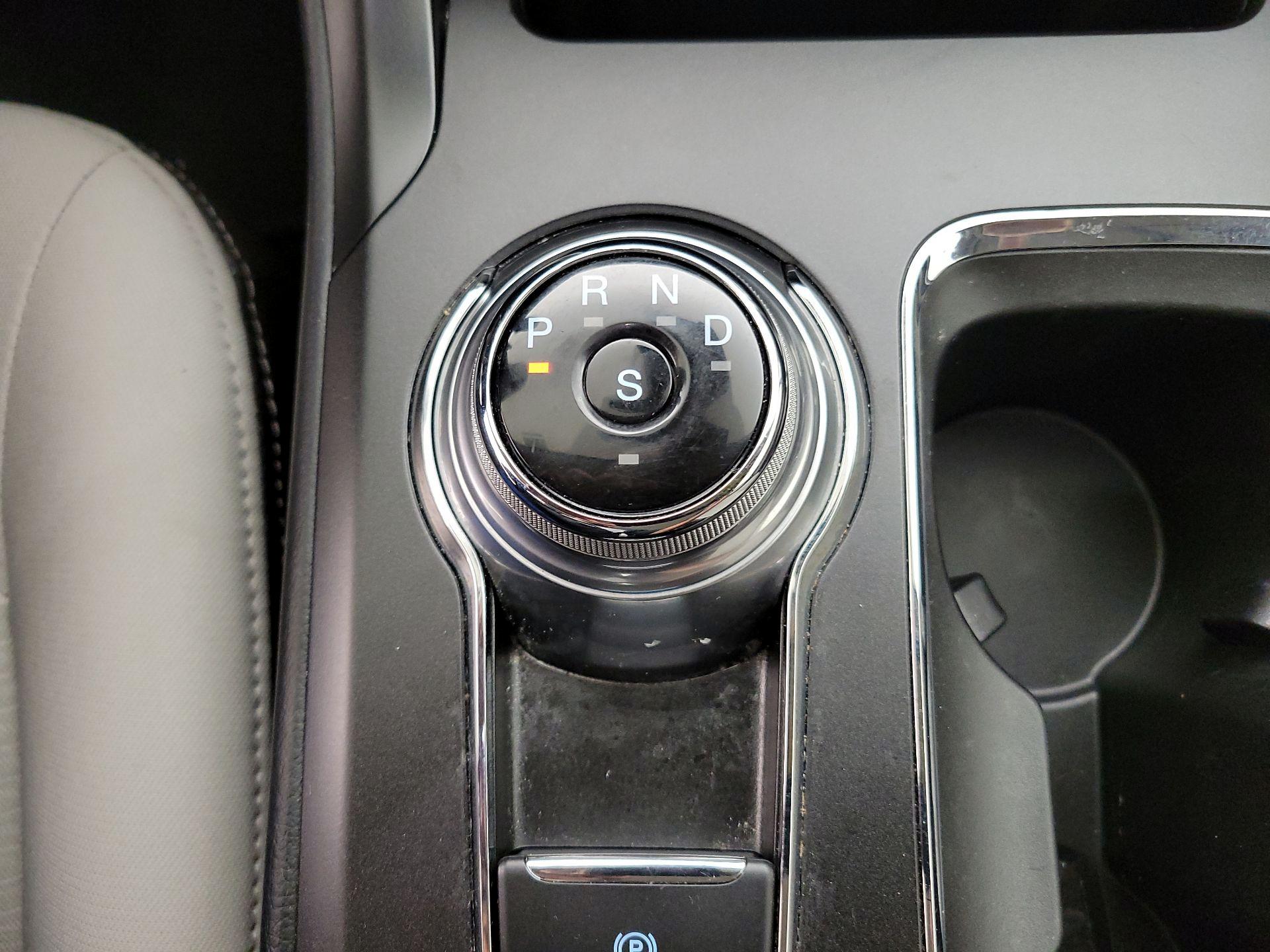 Thumbnail: 2019 Ford Fusion - 18