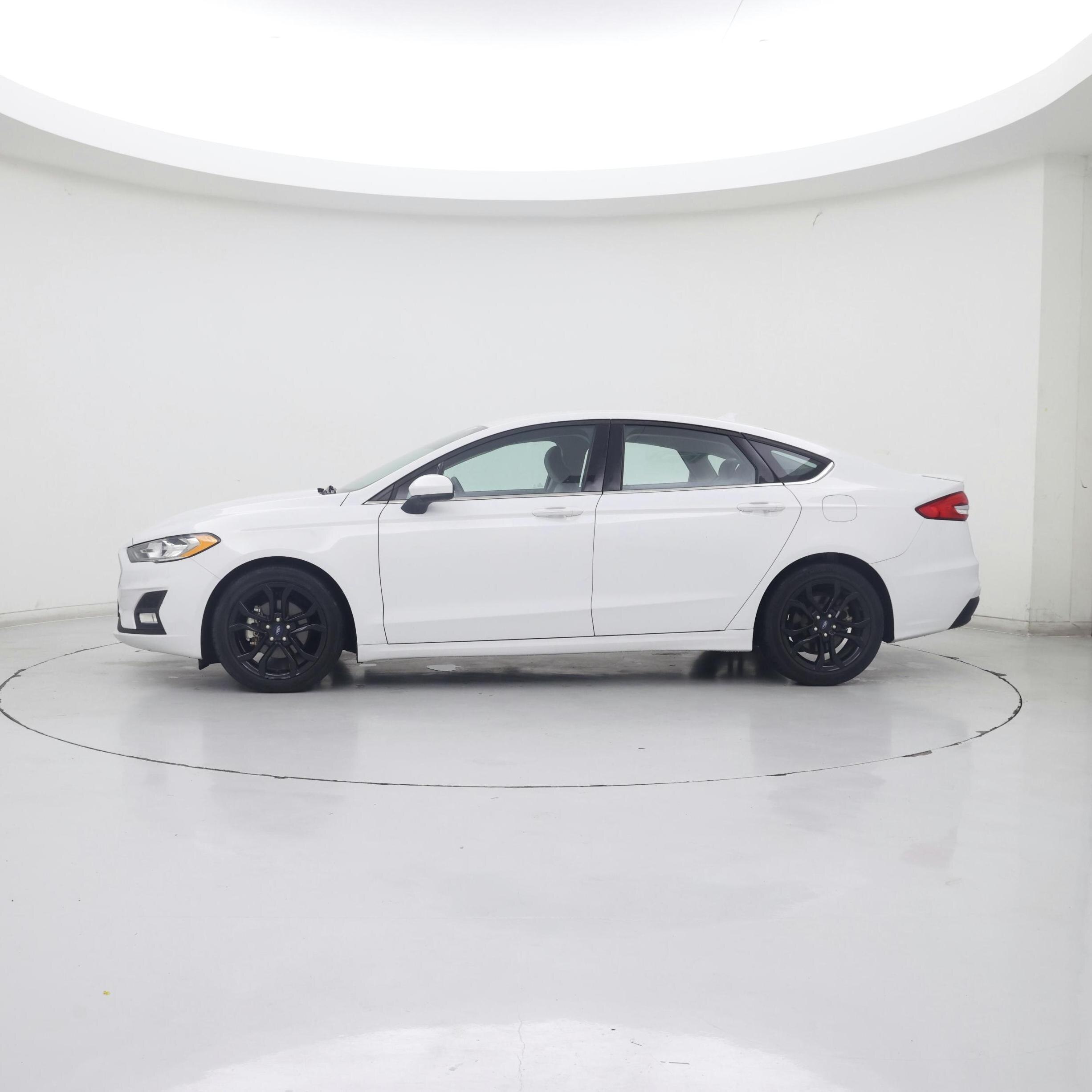 Thumbnail: 2019 Ford Fusion - 3